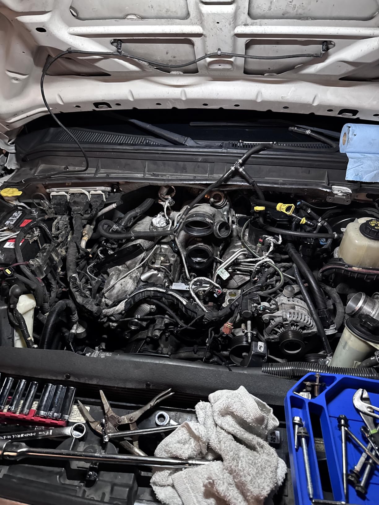 Ropelux Work Light 3rd Gen, 3200LM Bright Mechanic Under Hood Lights with 6000mAh, Rechargeable Portable Magnetic Trouble Lighting Bar with Hooks customer photo 1