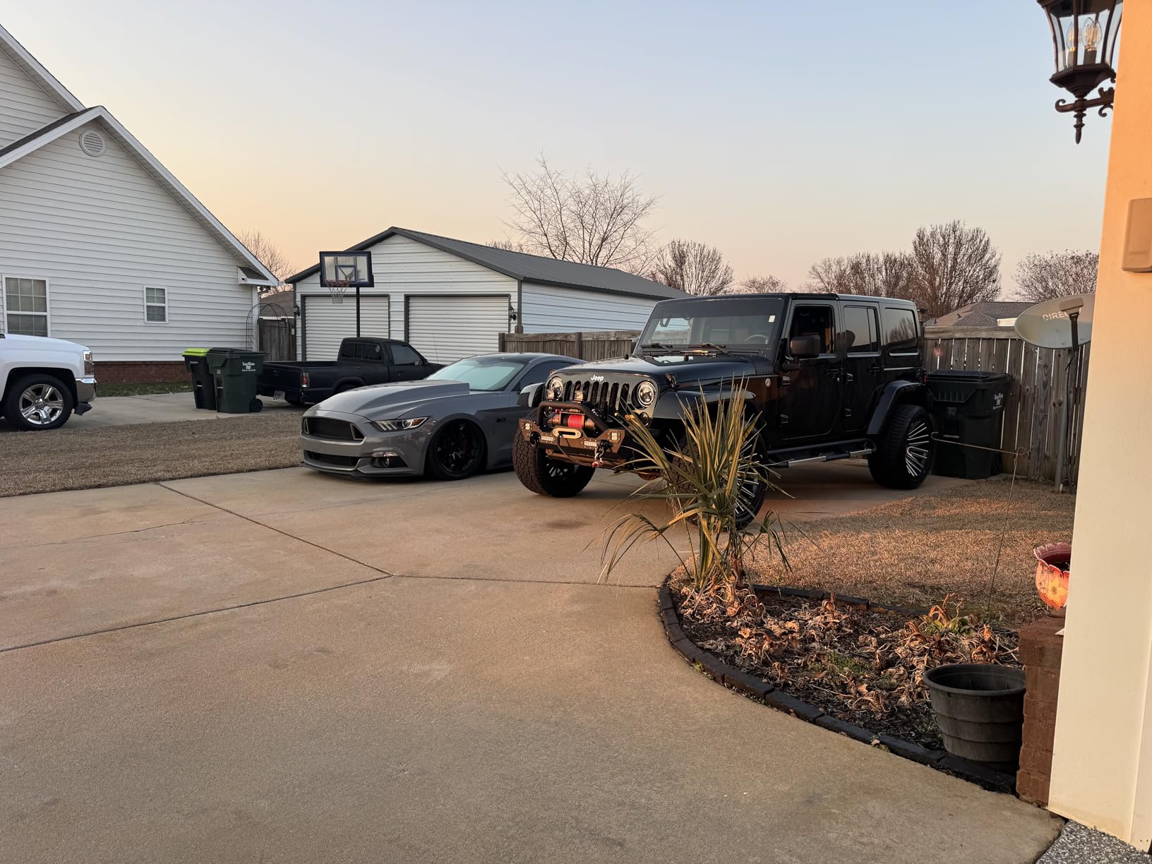 12000lbs Electric Winch 12V IP68 Waterproof Off-Road Vehicle Rescue Winch with 2 Wireless Remote Controls and 1/2