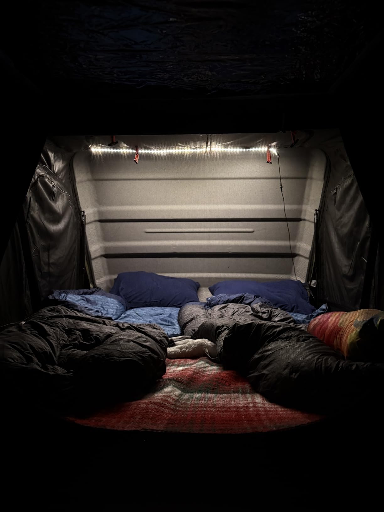 Naturnest Rooftop Tent Hard Shell, Easy Set Up Pop Up Large Tent for 2-3 Person Camping, Waterproof UV-Resistant Blackout 4 Season Tents for Truck, Jeep, SUV, Van, Trailer - Sirius 1 Plus customer photo 1