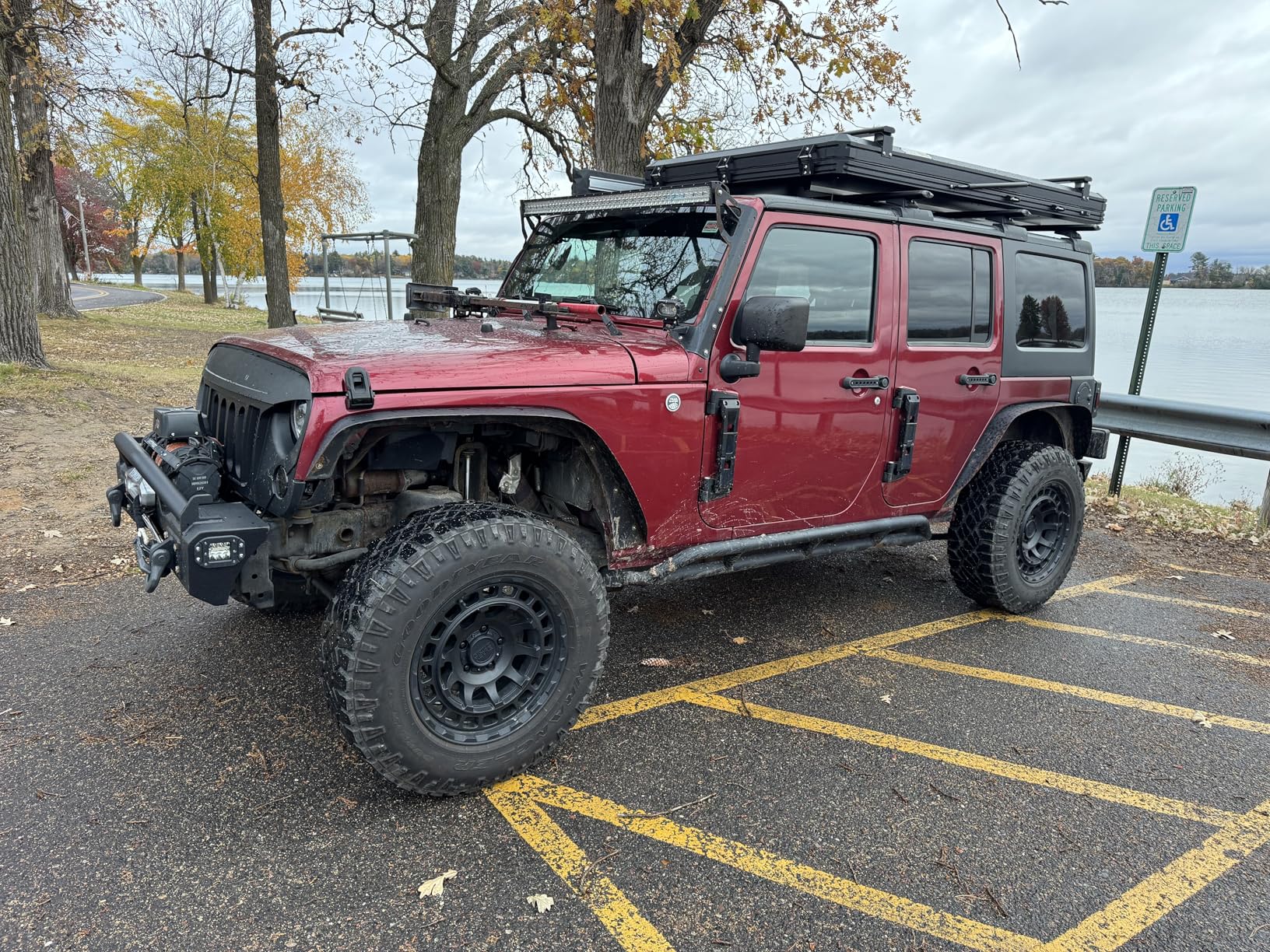 Naturnest Rooftop Tent Hard Shell, Easy Set Up Pop Up Tent for 2 Person Camping, Waterproof UV-Resistant Blackout Privacy 4 Season Tents for Truck, Jeep, SUV, Van, Trailer - Polaris Plus customer photo 1