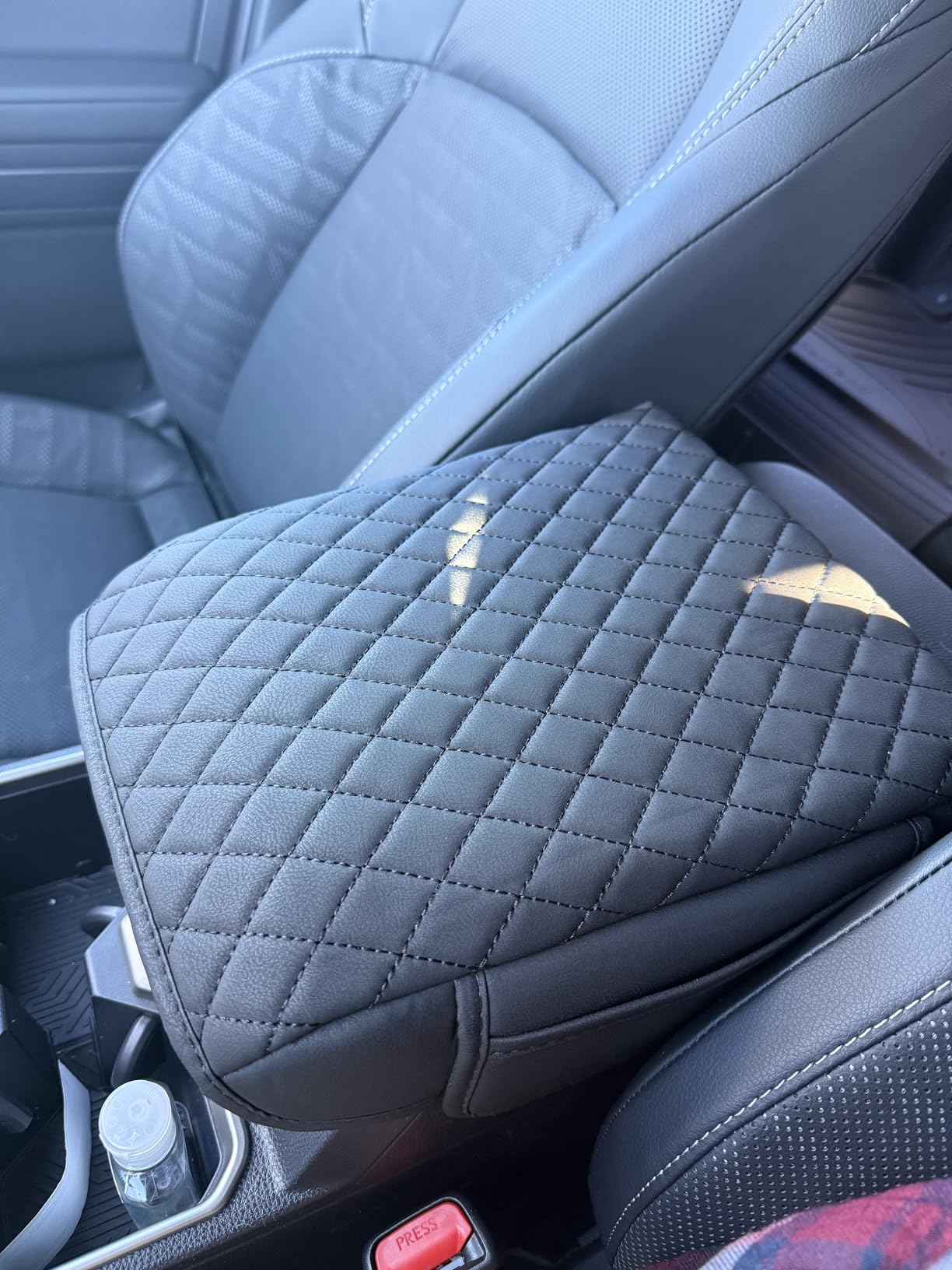 Car Center Console Cover for Chevy Silverado GMC Sierra 2019-2026, Tahoe & Suburban & Yukon 2021-2026 Bucket Seat, PU Armrest Cover Center Console Pad Interior Accessories, Anti-Scratch, Black customer photo 1