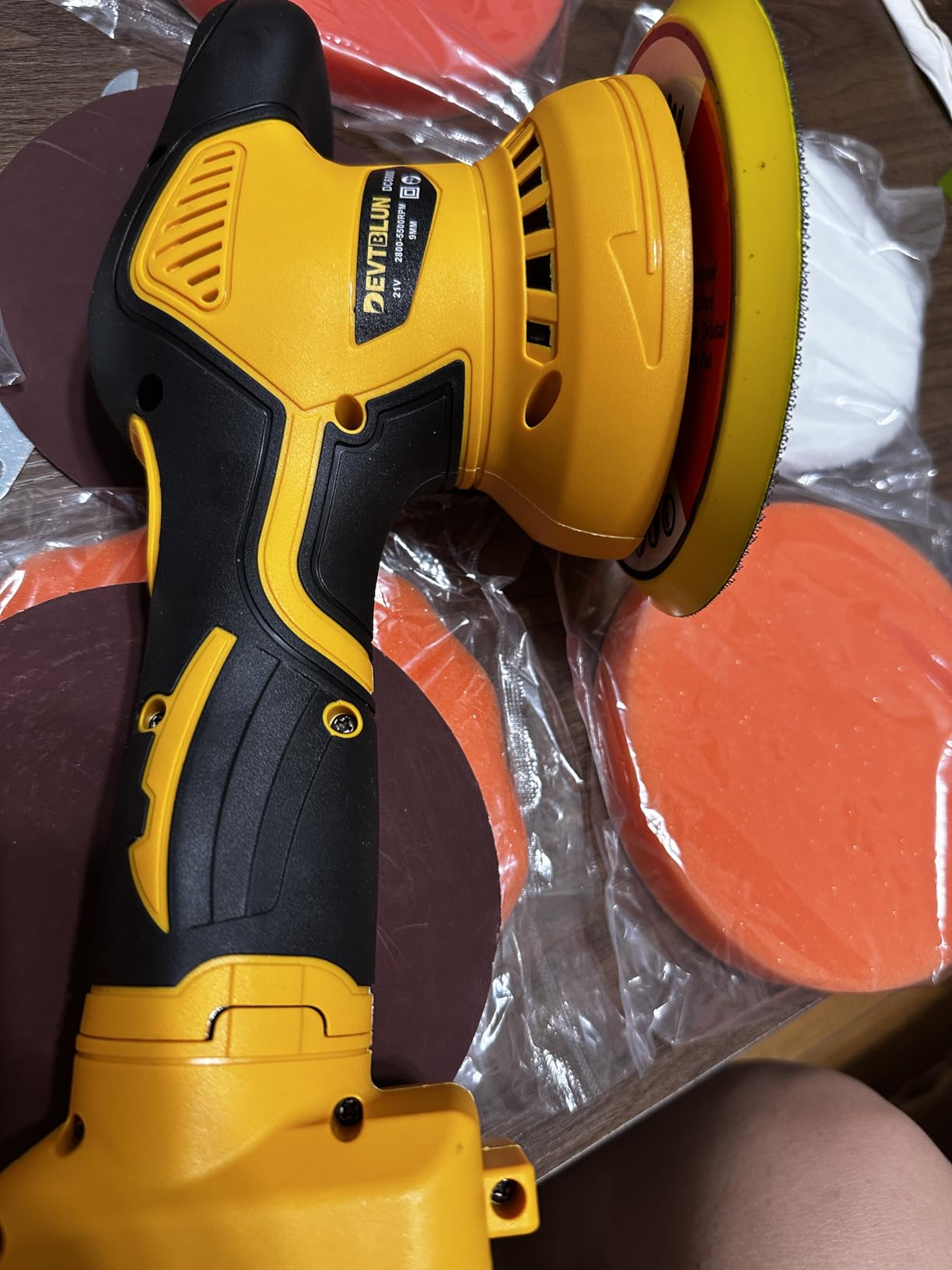 Cordless Car Buffer Polisher Kit for Dewalt 20V Battery(NO Battery),6 In Brushless Dual Action Random Polishing Machine , 8 Variable Speed 5500RPM, Orbital Polisher for Car Detailing,14Pcs Accessories customer photo 2