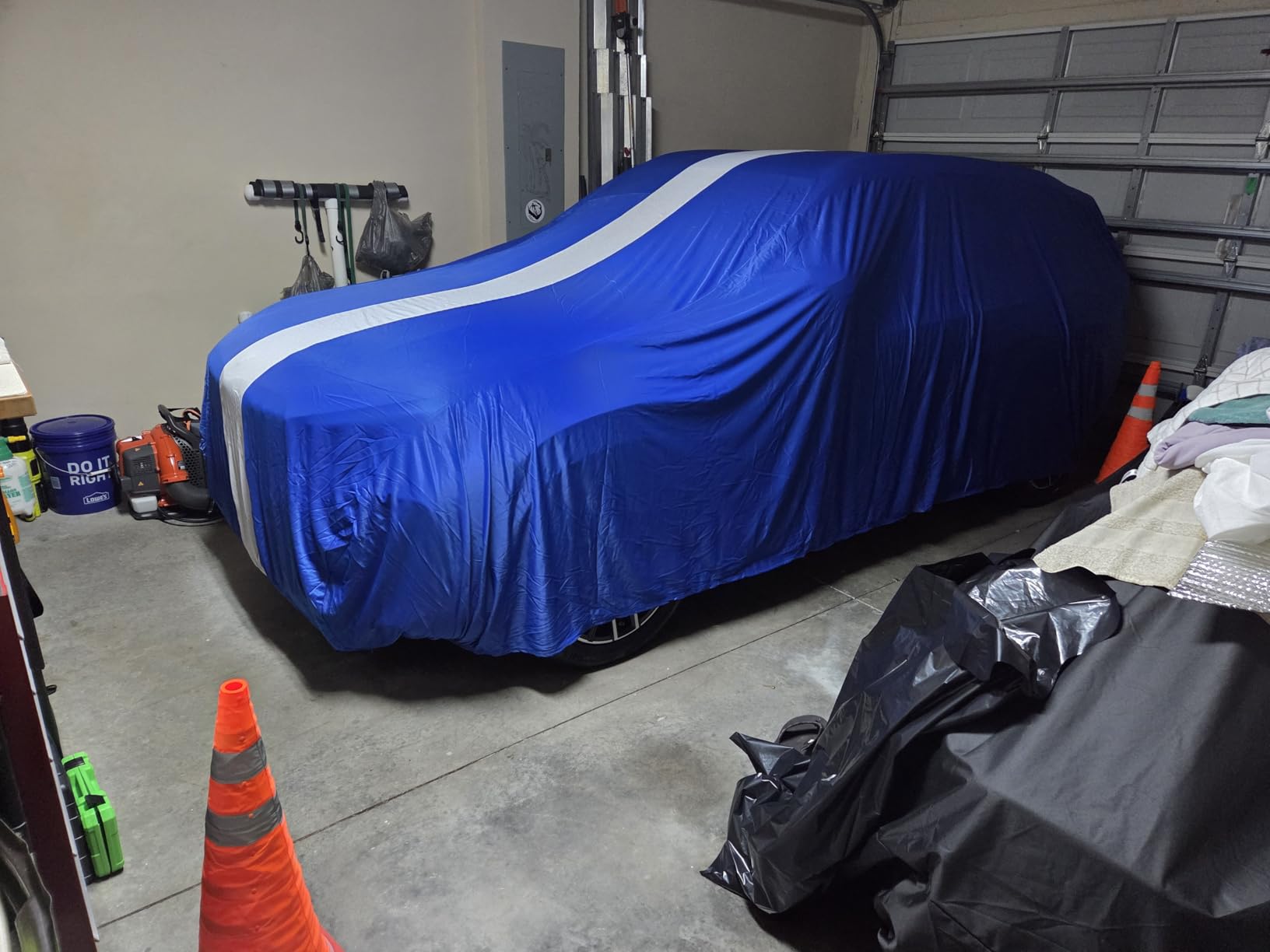 Favoto Dustproof Car Cover Indoor - Sedan Stretch Cover Universal Fit 177-193 Inch Inside Protection Full Car Cover with Storage Bag Breathable Windproof All-Weather Auto Vehicle Cover customer photo 1