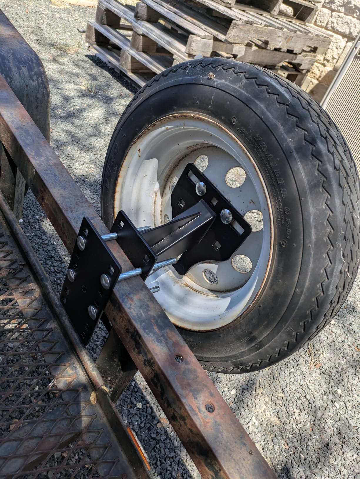 WELLUCK Trailer Spare Tire Mount Carrier, Spare Tire Carrier Holder for Utility Boat Trailer Fits 4/5/6 Lugs Trailer Wheels on 4, 4.5, 4.75, 5 and 5.5 Bolt Patterns, Holds up to 150 Lbs customer photo 2