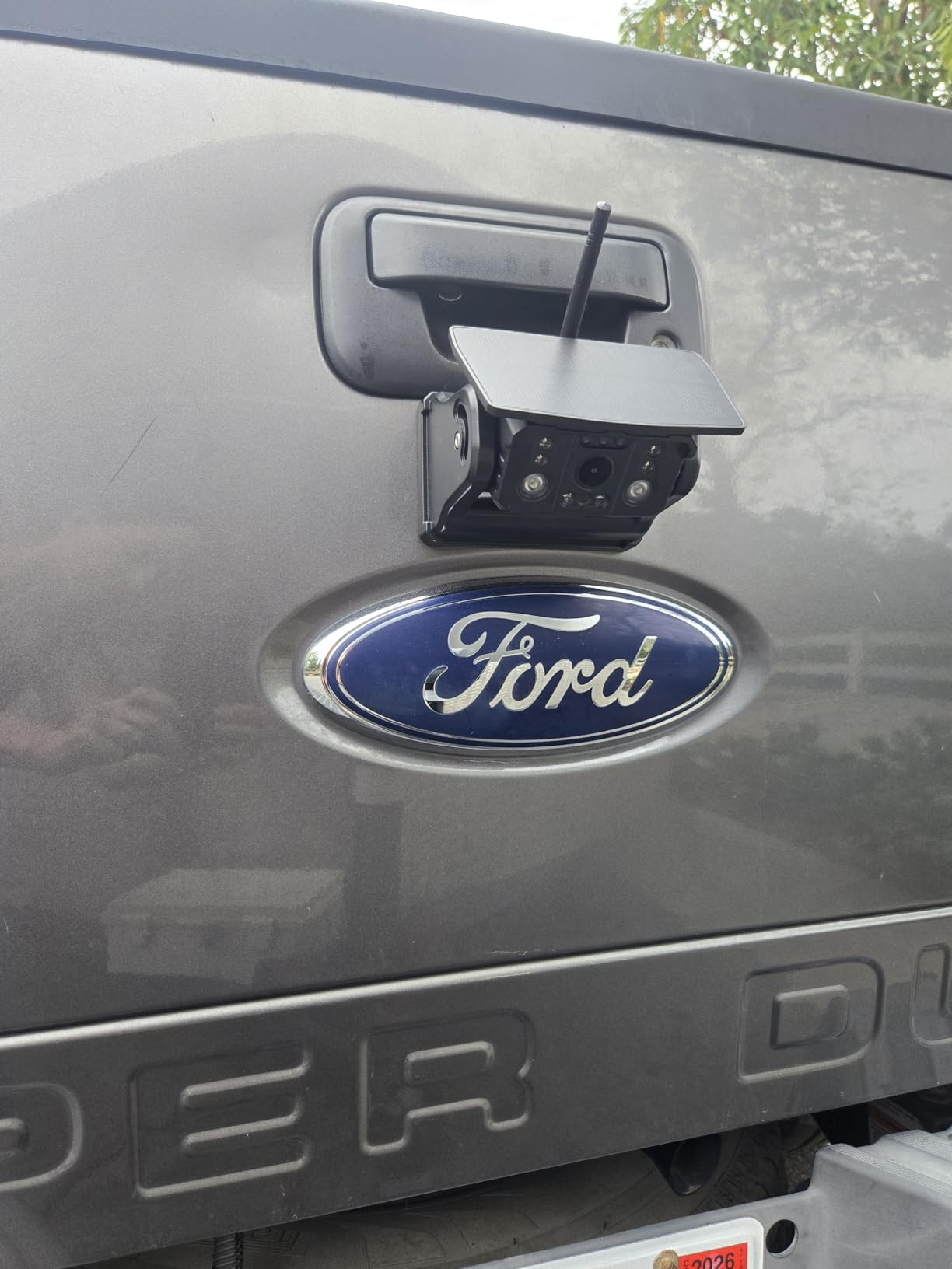 Wireless RV Backup Camera 7-inch for Trailer: Easy Setup Solar RV Rear View Camera with Recording - 4 Channels Strong Magnetic HD 1080P Long-Battery Life for Camper, Truck, Fifth Wheel customer photo 1