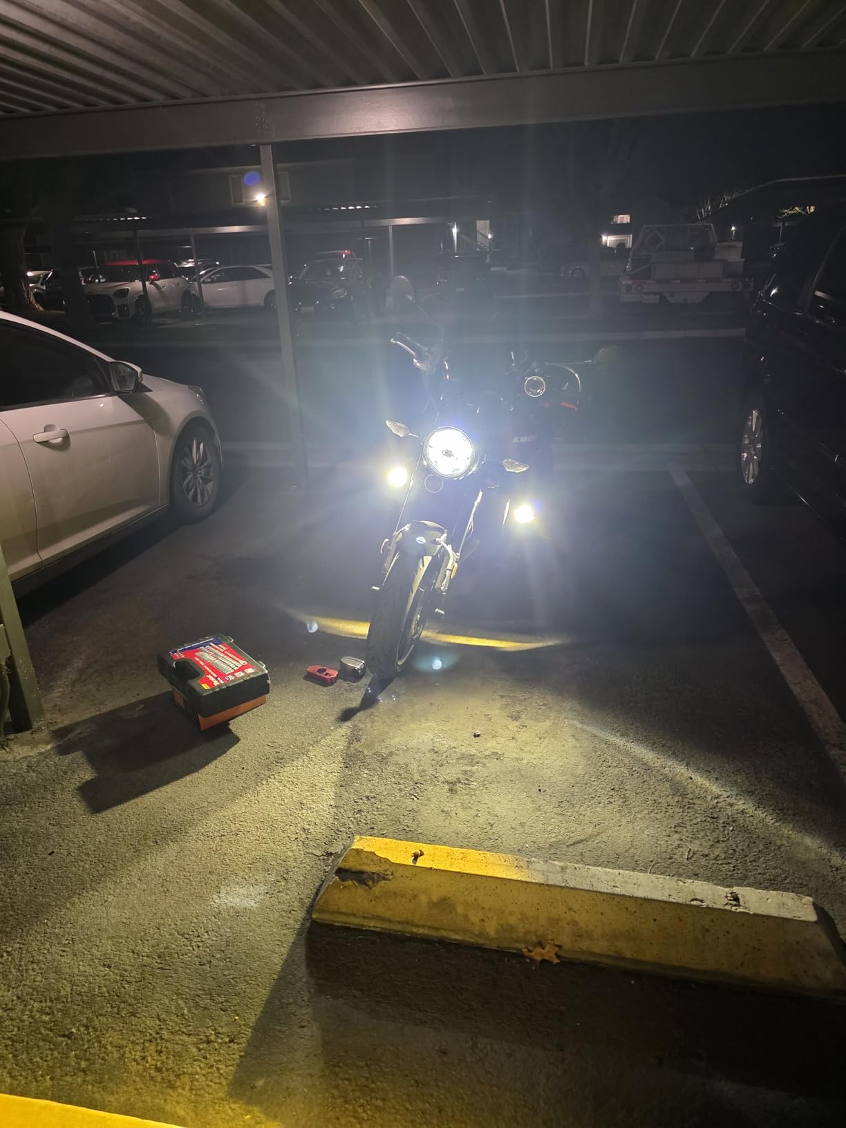 Auxbeam Motorcycle LED Fog Lights Auxiliary Lights Driving Light Spotlights 8 Modes White/Amber Dual Color Strobe Switchback 3 Inch 120W LED Offroad Work Light for Motorcycle ATV UTV Trucks - 2Pcs customer photo 1