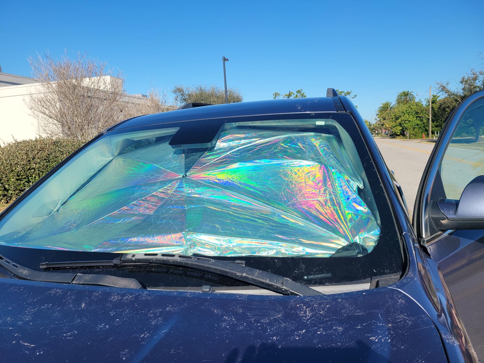 Aokway Car Windshield Sunshade Umbrella, Foldable Umbrella car Shade Front Windshield with 360° Rotating Drawstring Design, UV & Heat Protection, Fits Most Vehicle (XL 59.1 x 35.8 inch) customer photo 1