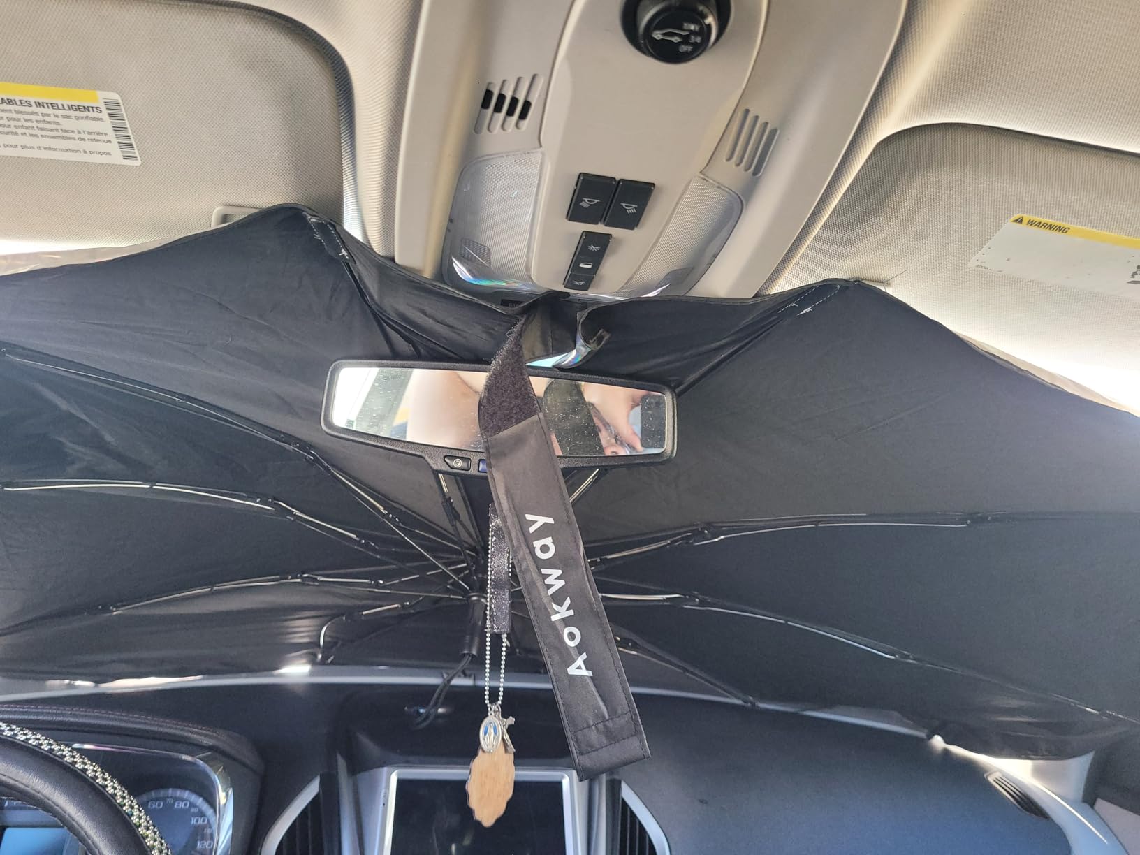 Aokway Car Windshield Sunshade Umbrella, Foldable Umbrella car Shade Front Windshield with 360° Rotating Drawstring Design, UV & Heat Protection, Fits Most Vehicle (XL 59.1 x 35.8 inch) customer photo 2