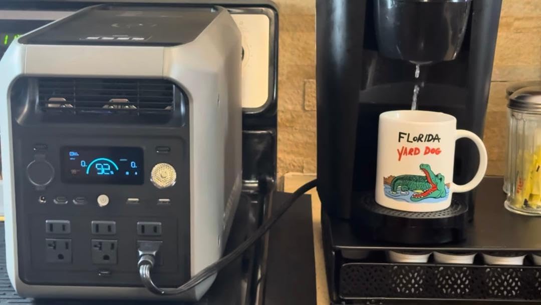 DABBSSON 2048Wh Portable Power Station, Safe Semi-Solid LiFePO4, 3300W Power Boost, 2200W AC Output x 6, 41lb, Compact & Lightweight, 1.3X Runtime, 2000L Solar Generator for Camping/Home/RV customer photo 2