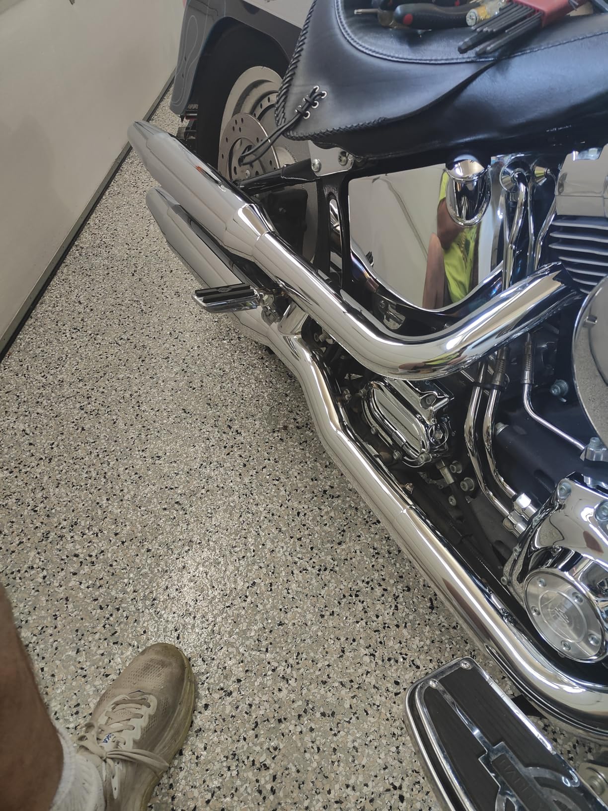 Polyaspartic High Solids Topcoat Coating System - 2 Gallon Kit - Clear Coating Gloss Finish - Easy-to-Use 1:1 Mix Ratio - Protection to Adhesion, UV, Abrasion, & Scratches (Medium Cure) customer photo 1