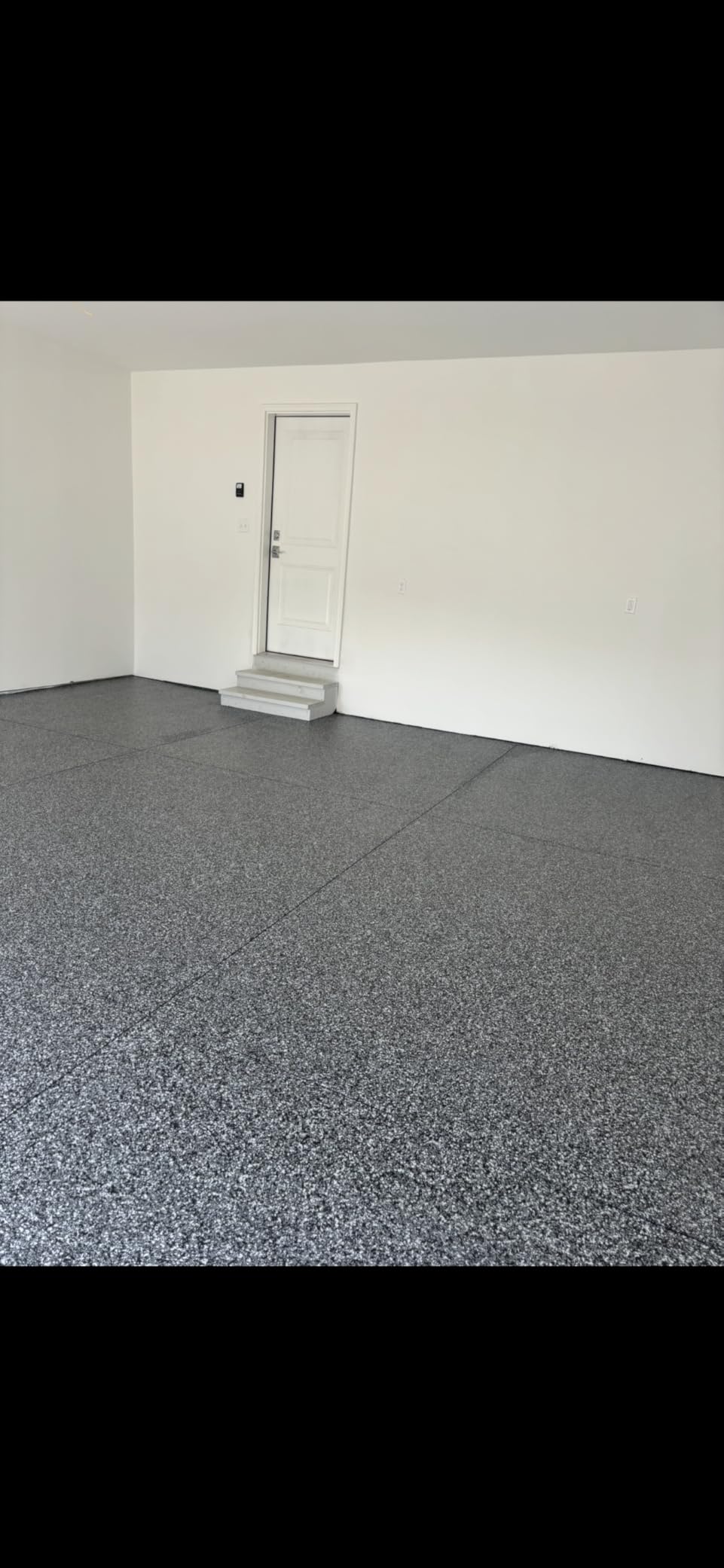 Polyaspartic High Solids Topcoat Coating System - 2 Gallon Kit - Clear Coating Gloss Finish - Easy-to-Use 1:1 Mix Ratio - Protection to Adhesion, UV, Abrasion, & Scratches (Medium Cure) customer photo 2