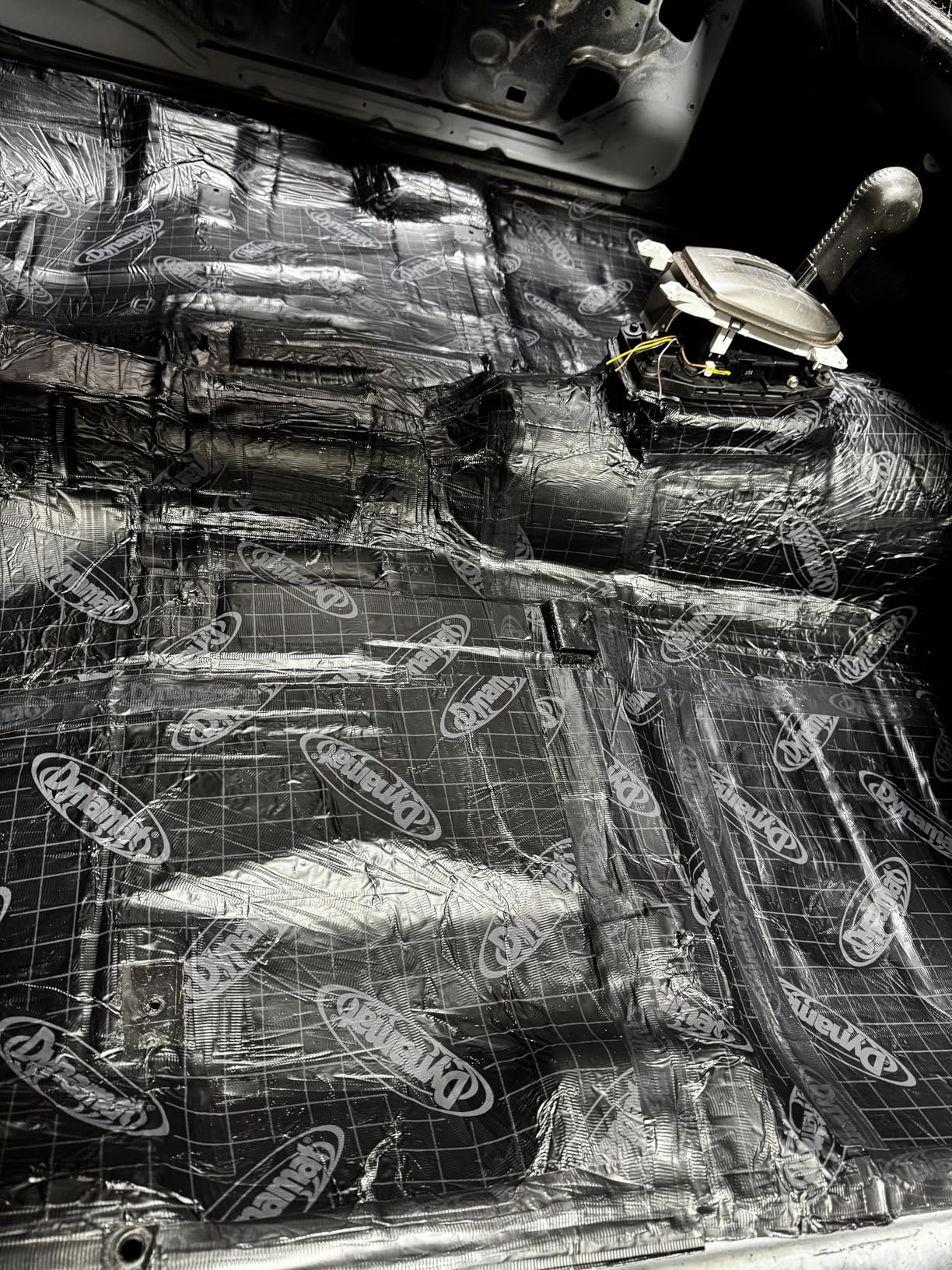 Dynamat Xtreme Tech Pack Sound Deadening Car Insulation - Noise Dampening for Floor, Doors, Panels, Hood, Engine or Trunk - Easy Self Adhesive Install - Made in USA - 7 Sheets, 18