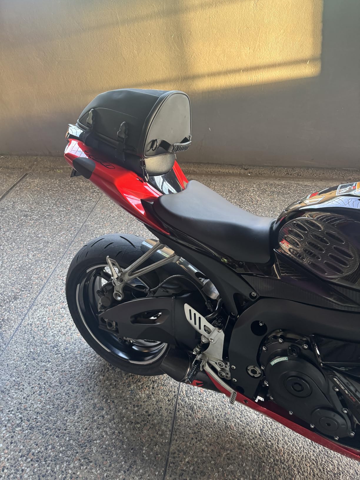 KEMIMOTO Motorcycle Tail Bag 12.5L Waterproof Expandable Saddle Bag - Multifunctional Storage for Motorbike Rear Seat, Tank & Outdoor Sports Motorbike Accessories customer photo 2