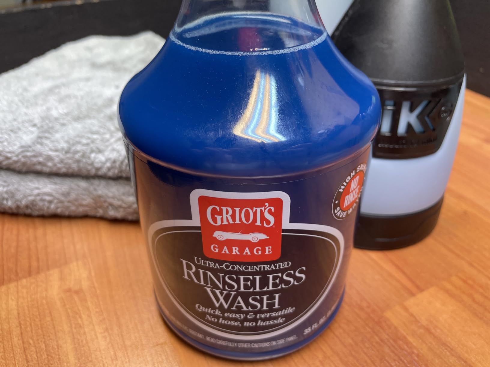 Griot's Garage Rinseless Wash for Car Cleaning and Detailing, No-Rinse Vehicle Washing, Dilutes Into Detailer, Clay Bar Lubricant, 10479, 35oz customer photo 2