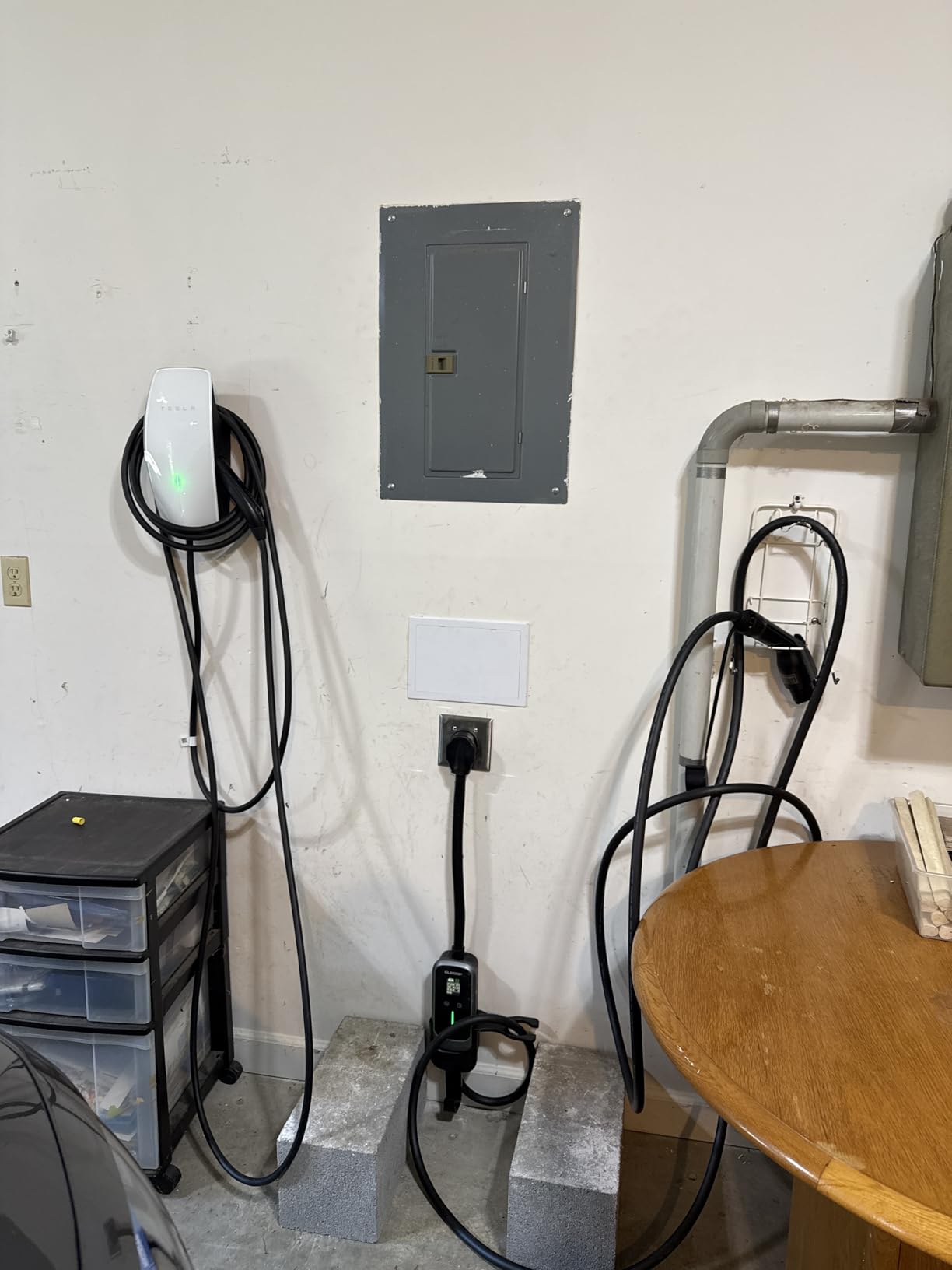 ELEGRP Level 2 EV Charger 40 Amp, Home & Portable Electric Car Charging Station with 25FT J1772 Charger and NEMA 14-50 Plug, 9.6kW for BEVs & PHEVs, ETL Certified PBE & LCR Tech customer photo 1