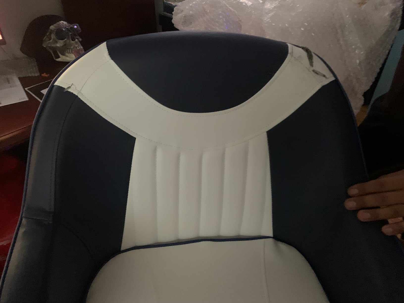 VEVOR Captain Bucket Seat, 1-Pack Boat Captain Chair with Thickened Sponge Padding & Curved Armrest customer photo 1