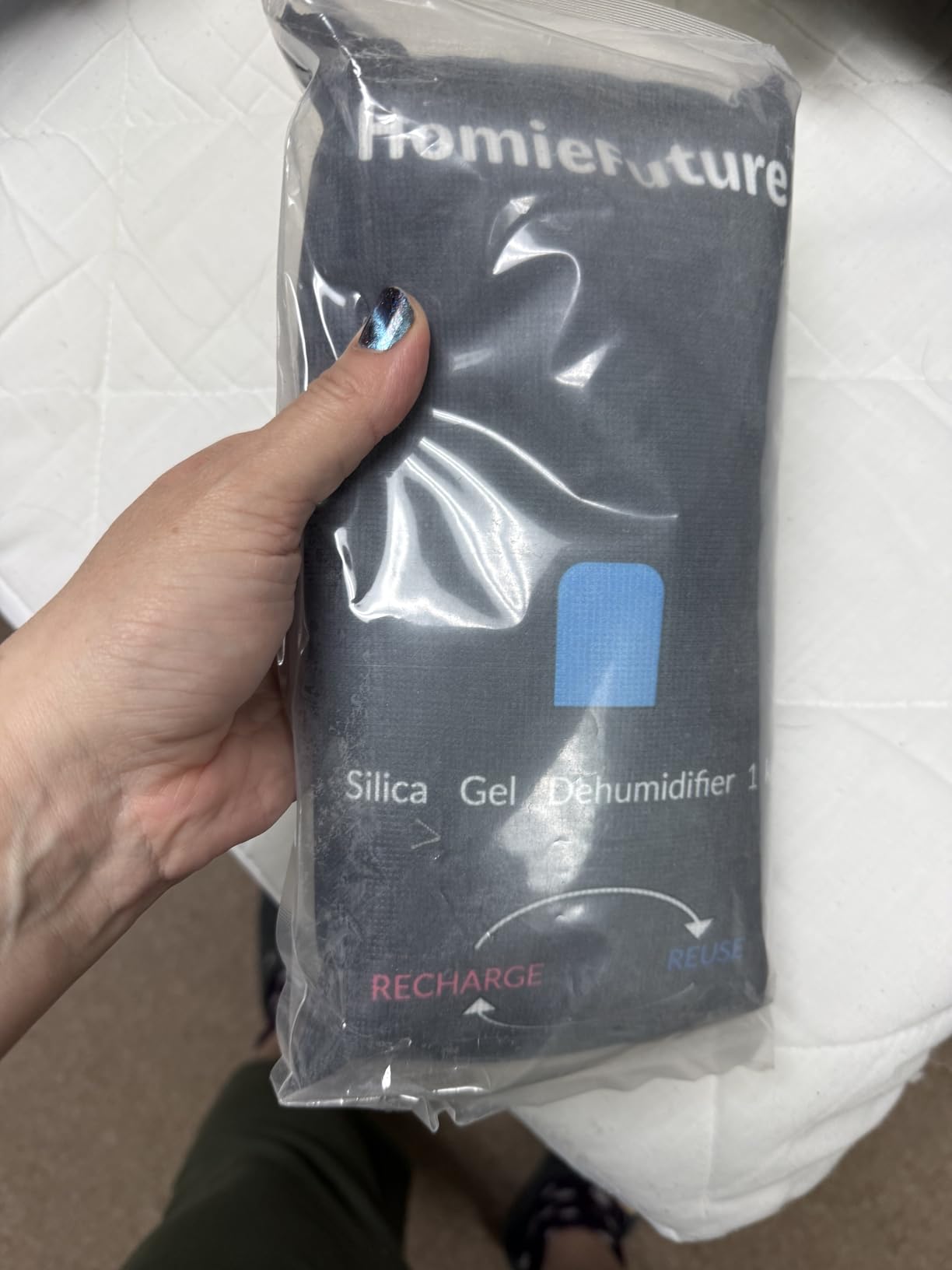 1000g Car Dehumidifier Bag with Non-Slip Dashboard Mat | Microwave Rechargeable Silica Gel Desiccant | Absorbs Moisture & Condensation | For Car, Gun Safe, Closet & Garage | Reusable & Leakproof customer photo 1