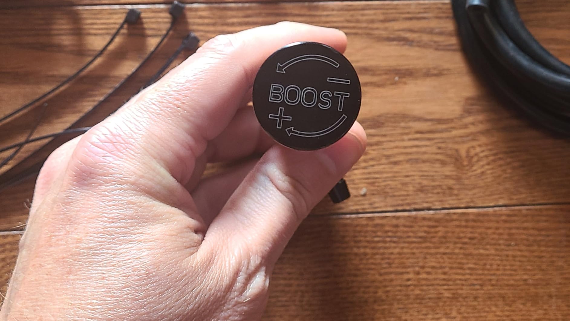 Manual Boost Controller Kit, 1-30 PSI Car Turbo Boost Controller, Aluminum Alloy Adjustable Universal Turbo Engine Controller customer photo 2