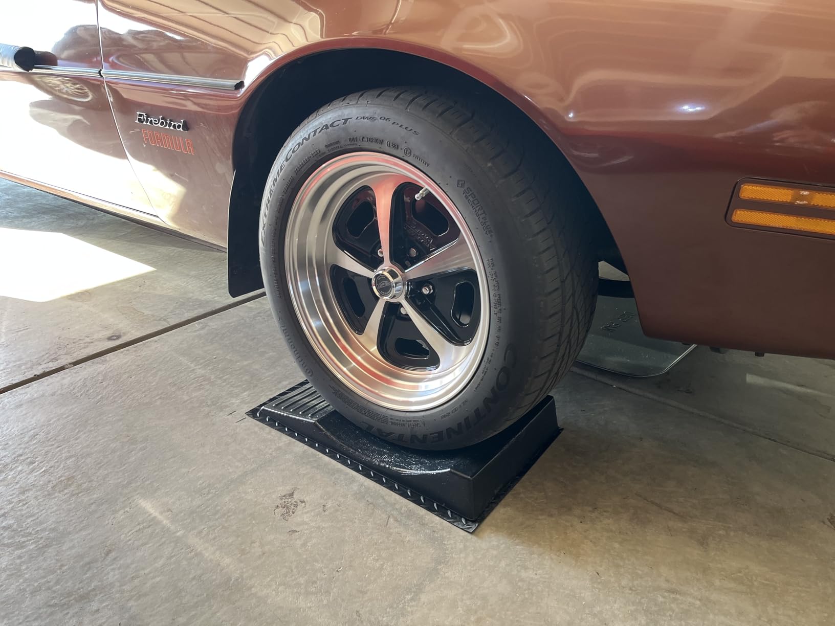 USA Made Extra-Wide Heavy-Duty Flat-Free Tire Ramps with 4 Thick Mats - Prevent Flat Spots During Long-Term Storage - Non-Slip HDPE Ramps Support 10 Tons - for Cars, RVs, Trucks - Set of 4 customer photo 2