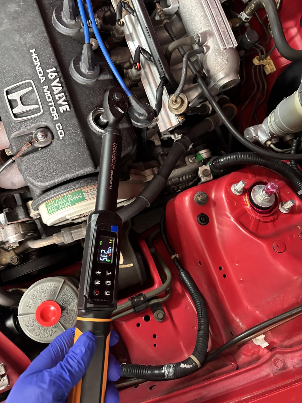 Digital Torque Wrench 3/8 Drive, 1.5-99.5 ft-lbs./6.8-135Nm Range, Electric Torque Wrench with Dual Direction Ratchet, ±1% Accuracy with Vibration, Buzzer and LED Alert customer photo 1