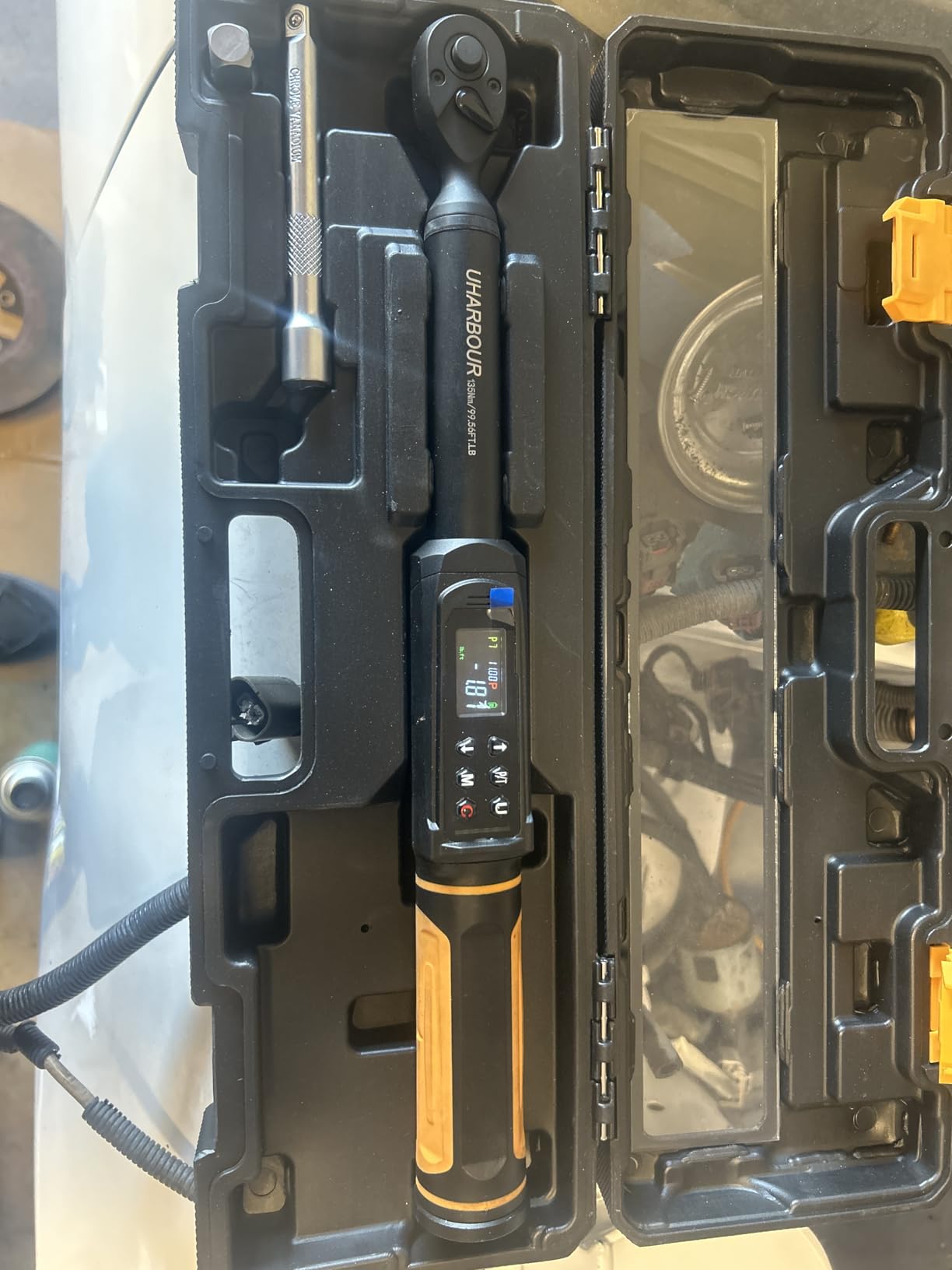 Digital Torque Wrench 3/8 Drive, 1.5-99.5 ft-lbs./6.8-135Nm Range, Electric Torque Wrench with Dual Direction Ratchet, ±1% Accuracy with Vibration, Buzzer and LED Alert customer photo 2