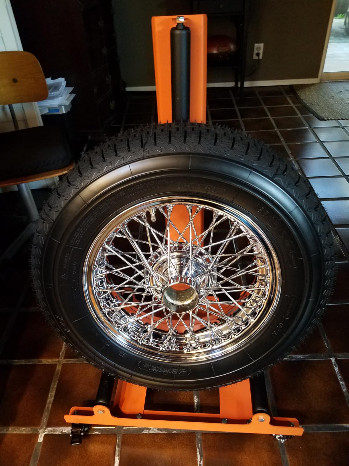 Rolling Wheel Detailing Stand - Heavy-Duty Tire Cleaning and Polishing Roller with 3-Way Rotating Rollers for Ceramic Coating, Tire Shine, Car Wheel Wash - Garage Accessory for Auto Detailers customer photo 1