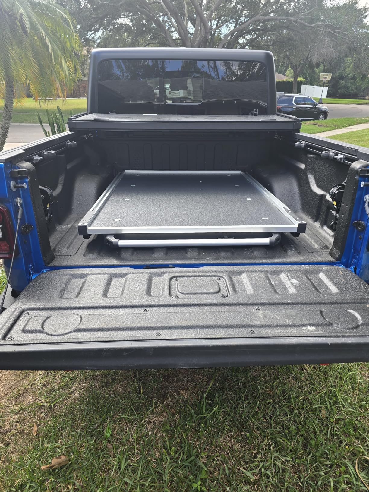 VEVOR Sliding Truck Bed Organizer, 65 x 48-Inch Heavy Duty Truck Bed Storage Drawer with 1000 lbs Capacity, Features 6 Movable Rings for Securing, 2-Postion Slide Out Tray for Pickup Trucks, Black customer photo 1