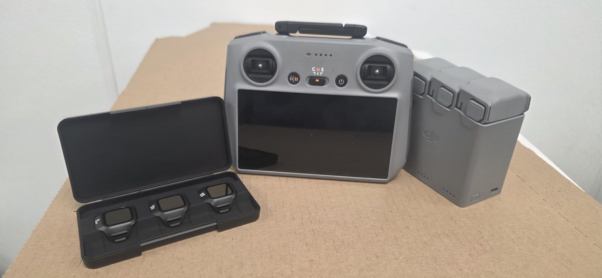 DJI Mini 5 Pro Fly More Combo with DJI RC 2, Drone with Camera, 1-Inch CMOS, 4K Drone for Beginners with Omnidirectional Obstacle Sensing, ActiveTrack 360°, 225° Gimbal Rotation, 3 Batteries customer photo 1