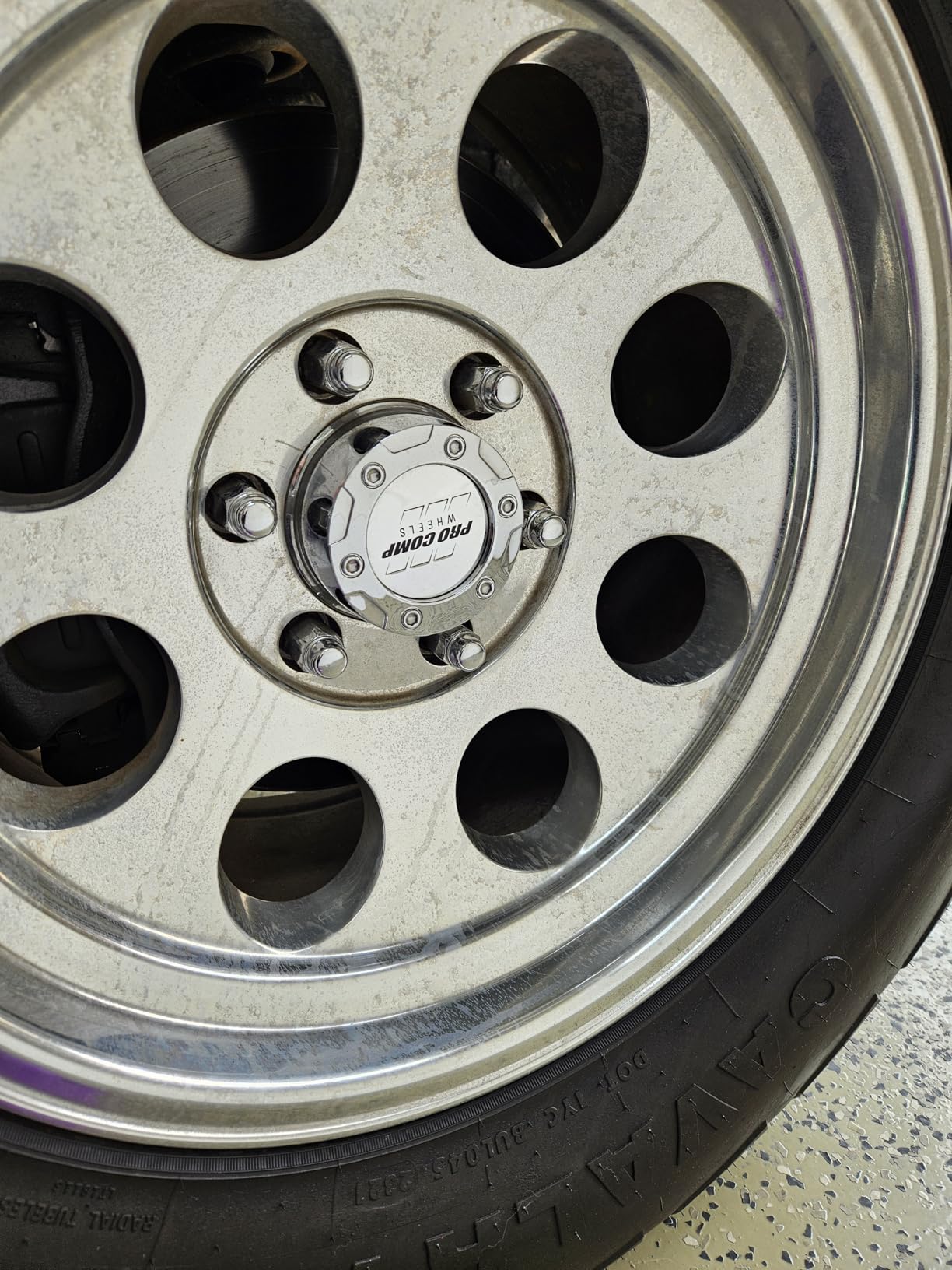 Renegade Products Red Liquid Metal Polish - Metal Polish & Car Scratch Removal, for Use on Chrome, Stainless Steel, & Aluminum, Cleaner & Polish for Cars, Trucks, Bikes customer photo 1