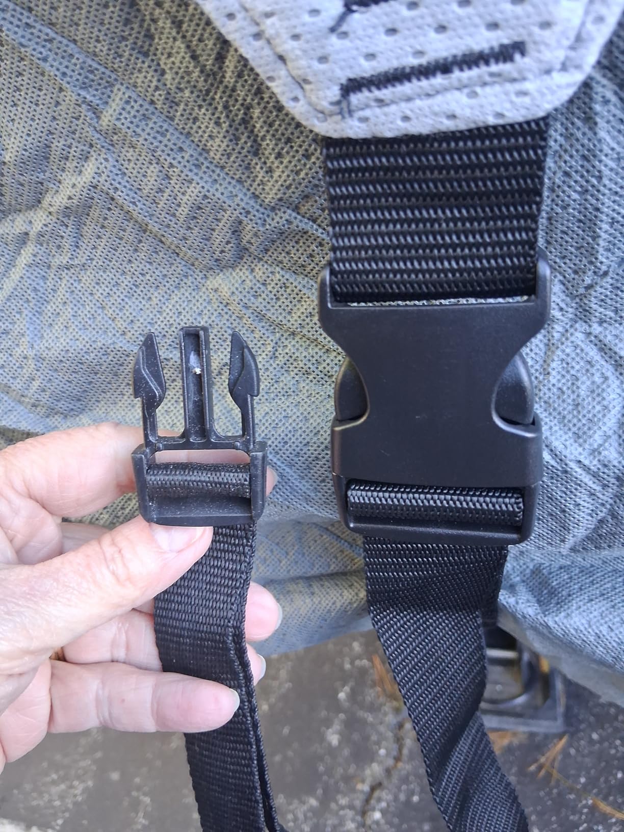 KING BIRD RV Cover, Heavy Duty 7-Layer Snow Protection, Fits 30-33ft Travel Trailers Campers, with Adhesive Repair Patches,Windproof Straps&Tire Covers customer photo 2