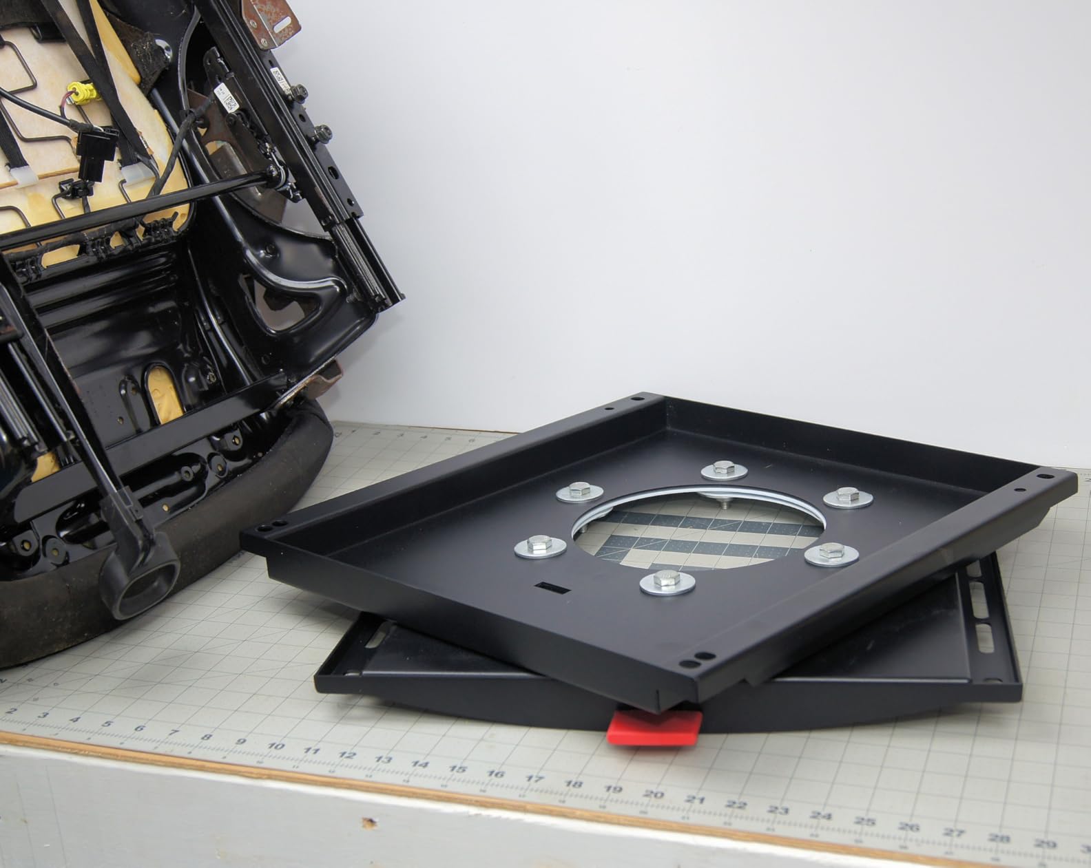 RV Seat Swivel Base 360° Rotation Heavy Duty Rust Proof Mount Plate Compatible with Mercedes-Benz Sprinter customer photo 3