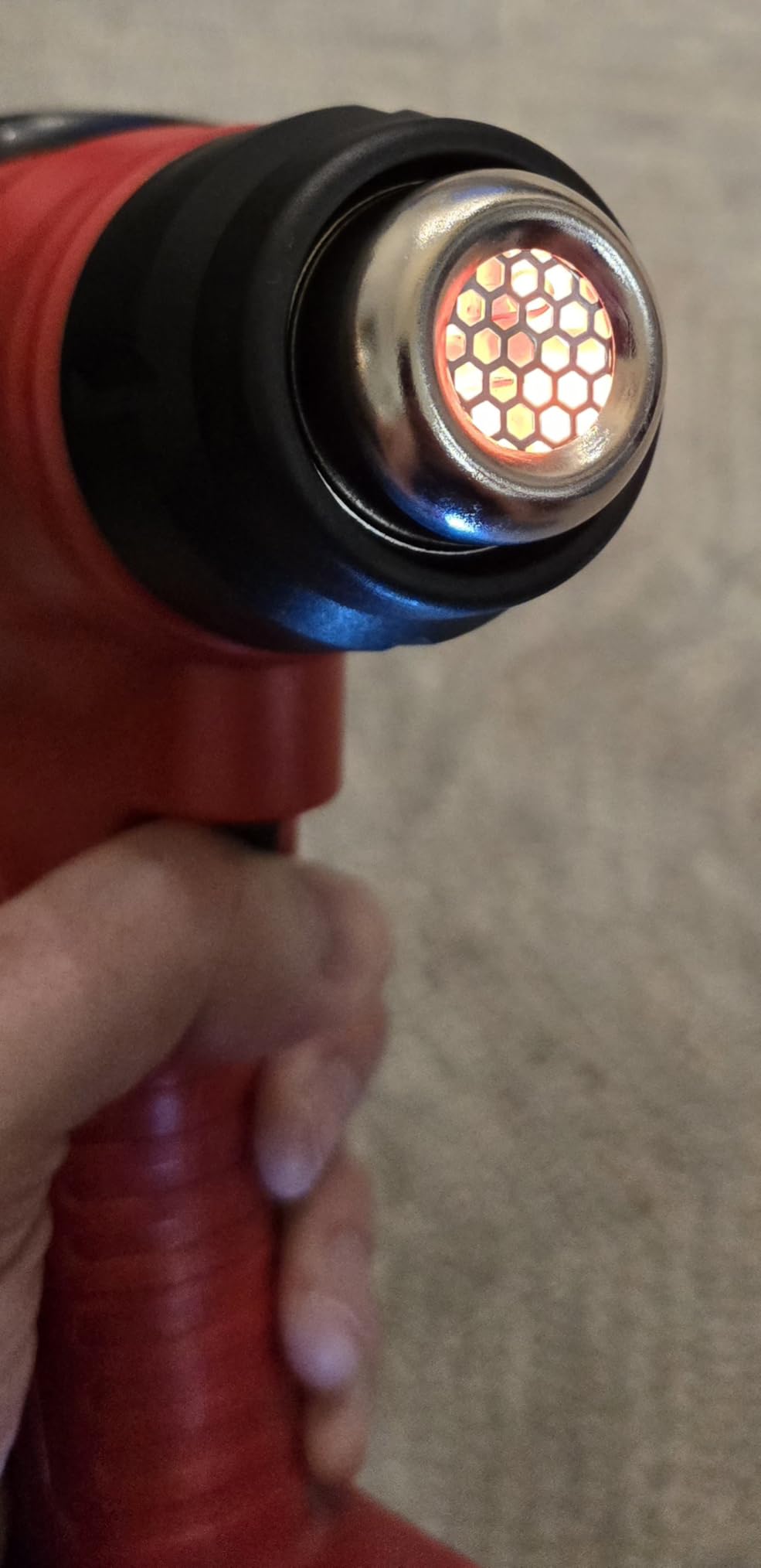 Cordless Heat Gun for Milwaukee 18V Battery, 350W 1022°F (550°C) Soldering Heat Gun, Variable Temperature Control Hot Air Gun Kit with 4 Nozzles and Scraper, for Shrink Tubing, PVC Wrap(NO Battery) customer photo 2