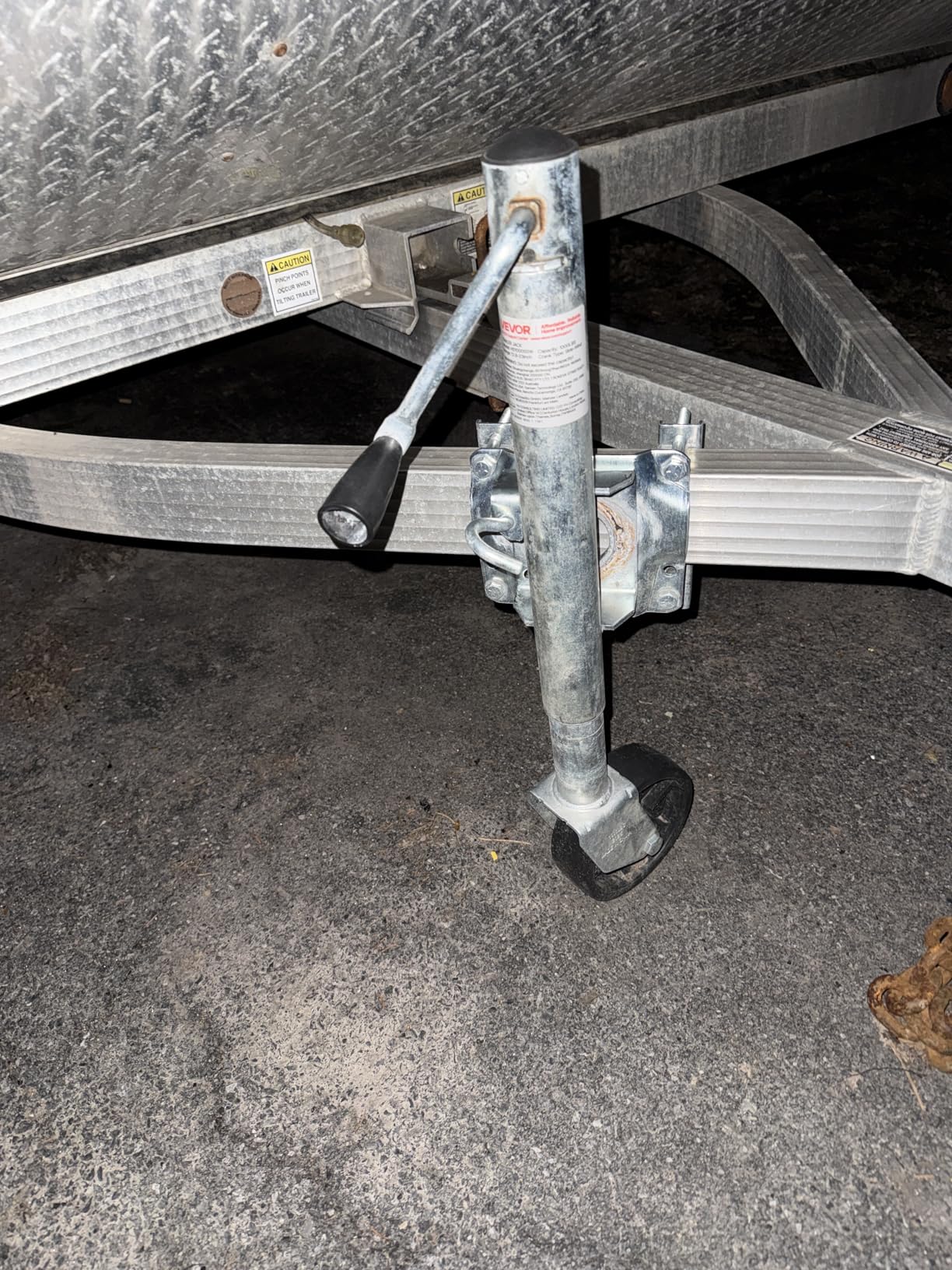 VEVOR Trailer Jack with Wheel, 1000 lbs Load Capacity, Heavy Duty Swivel Boat Trailer Jack with PP Single Wheel & Ergonomic Handle, 10-inch Lift, Fit for RVs, Boats, Horse Trailers, Utility Trailers customer photo 1