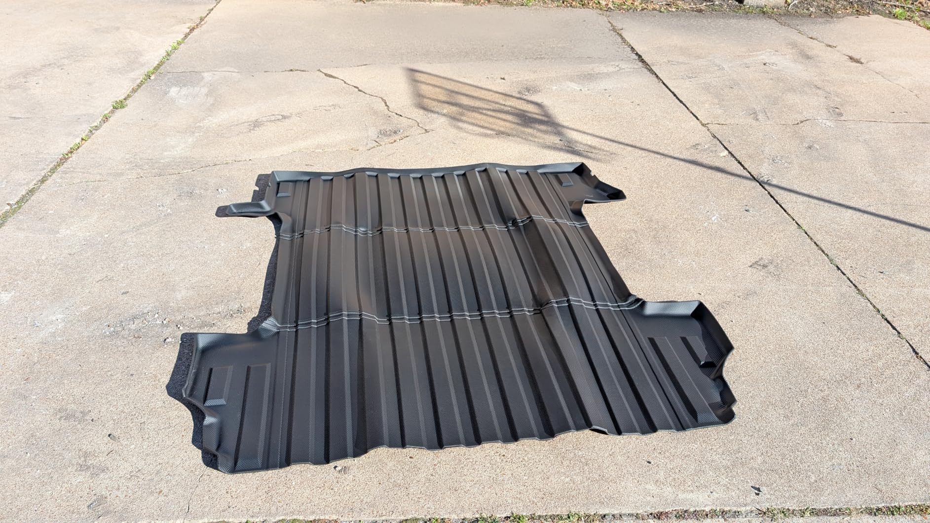 Truck Bed Mat for 2019-2026 Chevy Silverado 1500 & Sierra 1500, 5.8FT All Weather Heavy Duty TPE Rear Bed Liner for 2025 Chevrolet Silverado (Not Fit for 5.5'/6.8'/8.2' Bed) customer photo 1