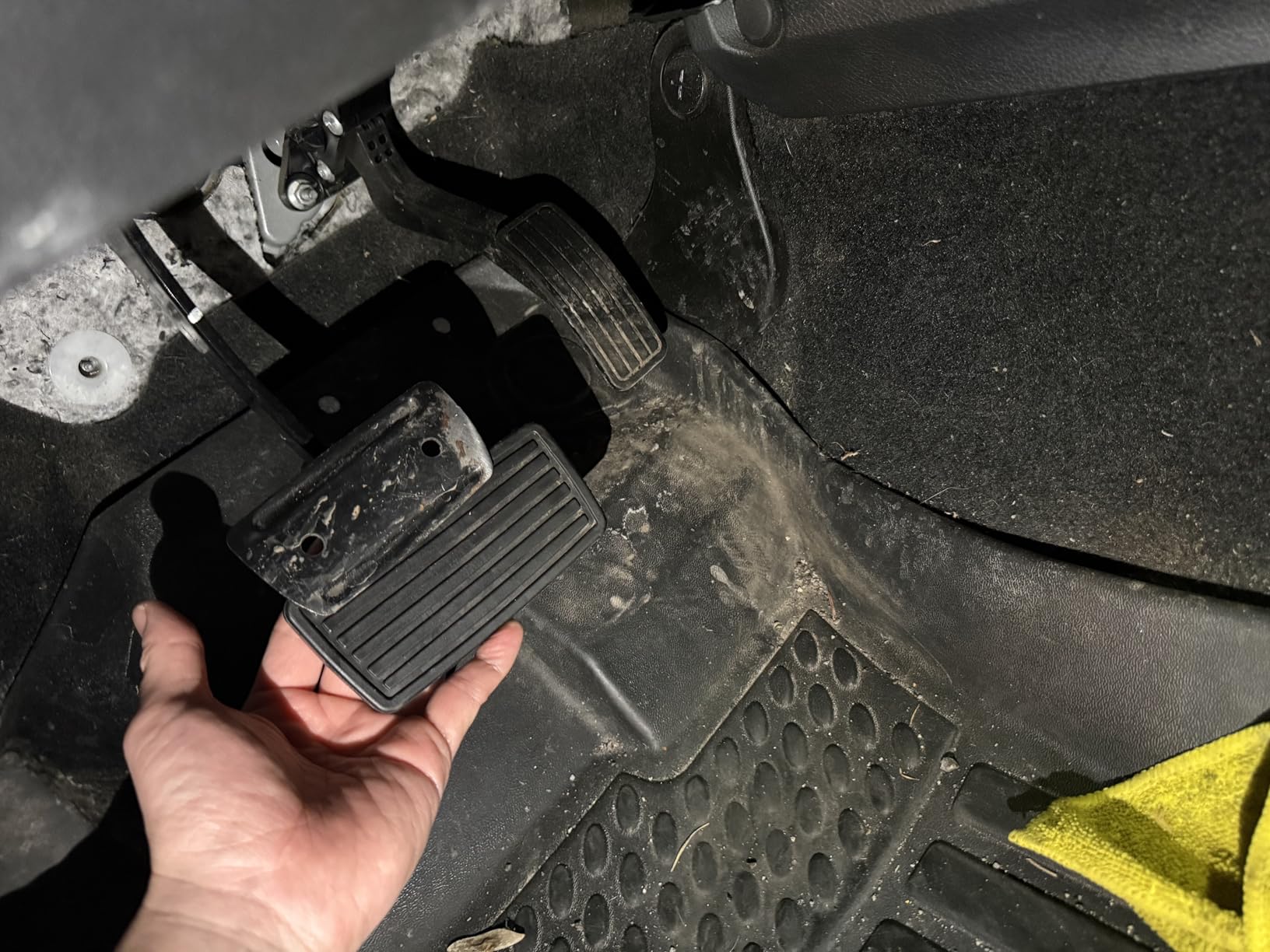 Brake Clutch Pedal Pad Cover, Pedal Accessories, 46545-S84-A81 Rubber Pad Manual Replacement, Car Accessories Accelerator Transmission Foot Treadle Compatible with Honda Accord CR-V Civic customer photo 1