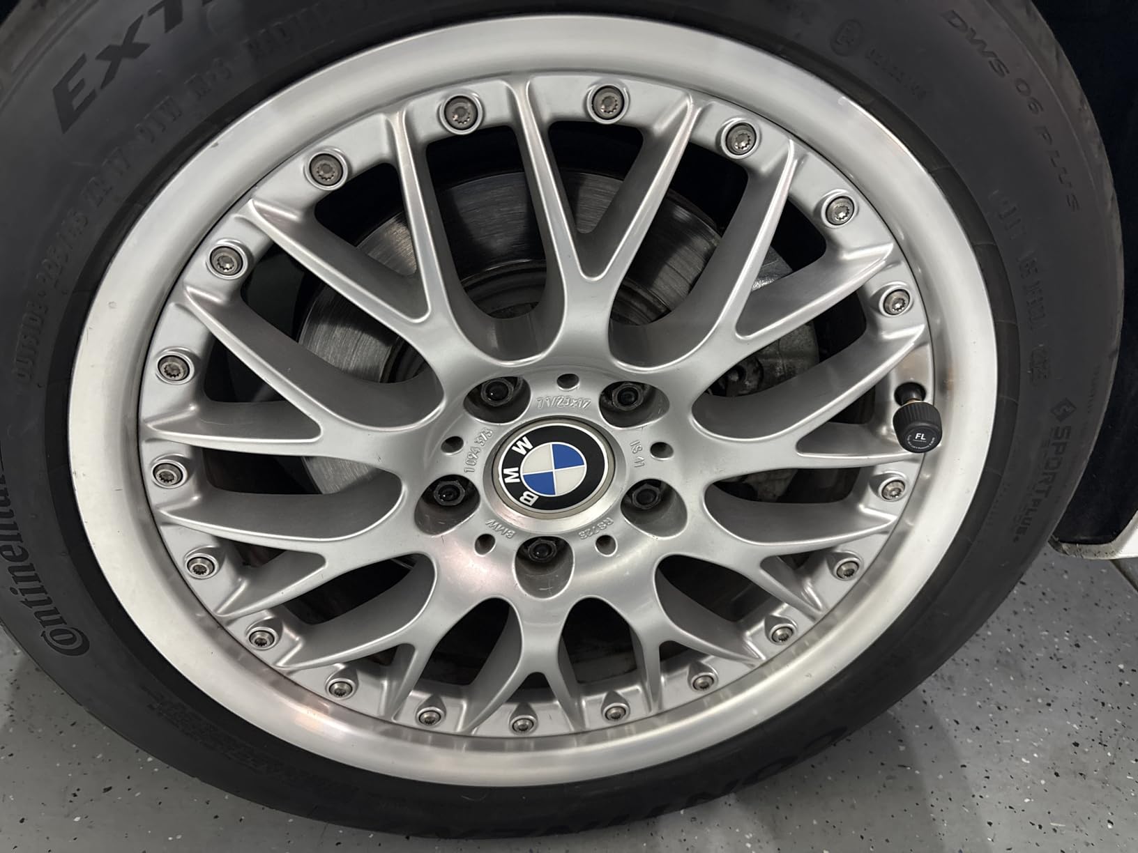 Marcala Tire Pressure Monitoring System - Set of 4 TPMS Sensors for Trailer, RV, Camper, Truck (0-98PSI) | 50ft Extended Range Air Monitor Kit | Solar Charge & 6 Alarm Modes | Be Safe & Prevent Flats customer photo 1