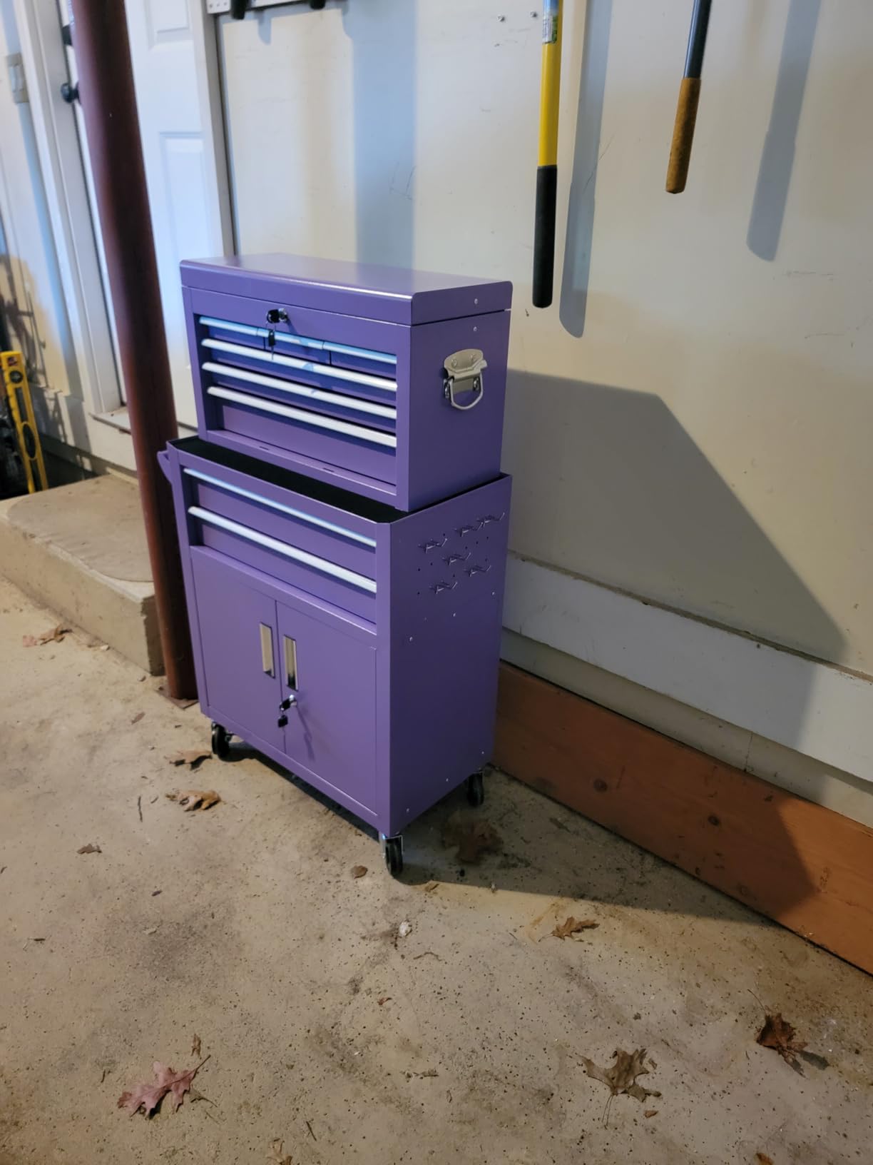 INTERGREAT 8-Drawers Rolling Tool Chest, Assembled Tool Chest with Wheels, Detachable Top Tool Box, Tool Cabinet for Repair Room, Warehouse, Rolling Tool Box with Hooks, Tray Divider, Liners (Black) customer photo 2