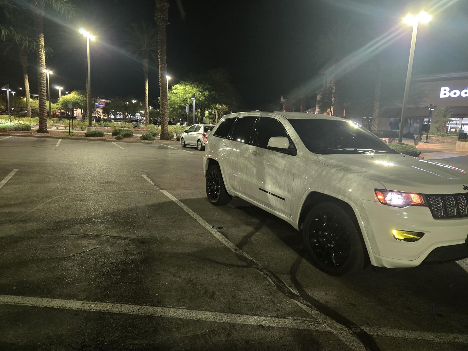 AUXITO H11 H16 H8 LED Fog Light Bulbs 6500K White 1200% Brightness 40,000LM Mini Size H11 LED Fog Lights or DRL Upgrade, Non-polarity, Play and Plug (Pack of 2) customer photo 1