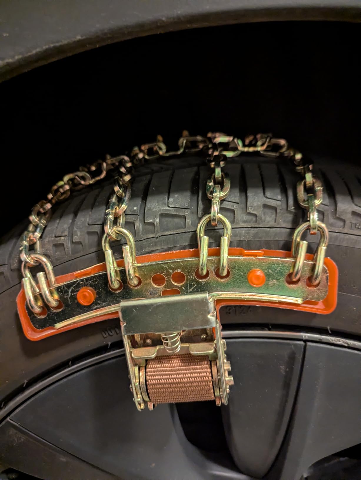 Snow Tire Chains for Cars/SUV/Pickup, Reusable Universal Tire Chains for Ice and Snow, Fit Tire Width 185-265mm, 6PCS customer photo 1