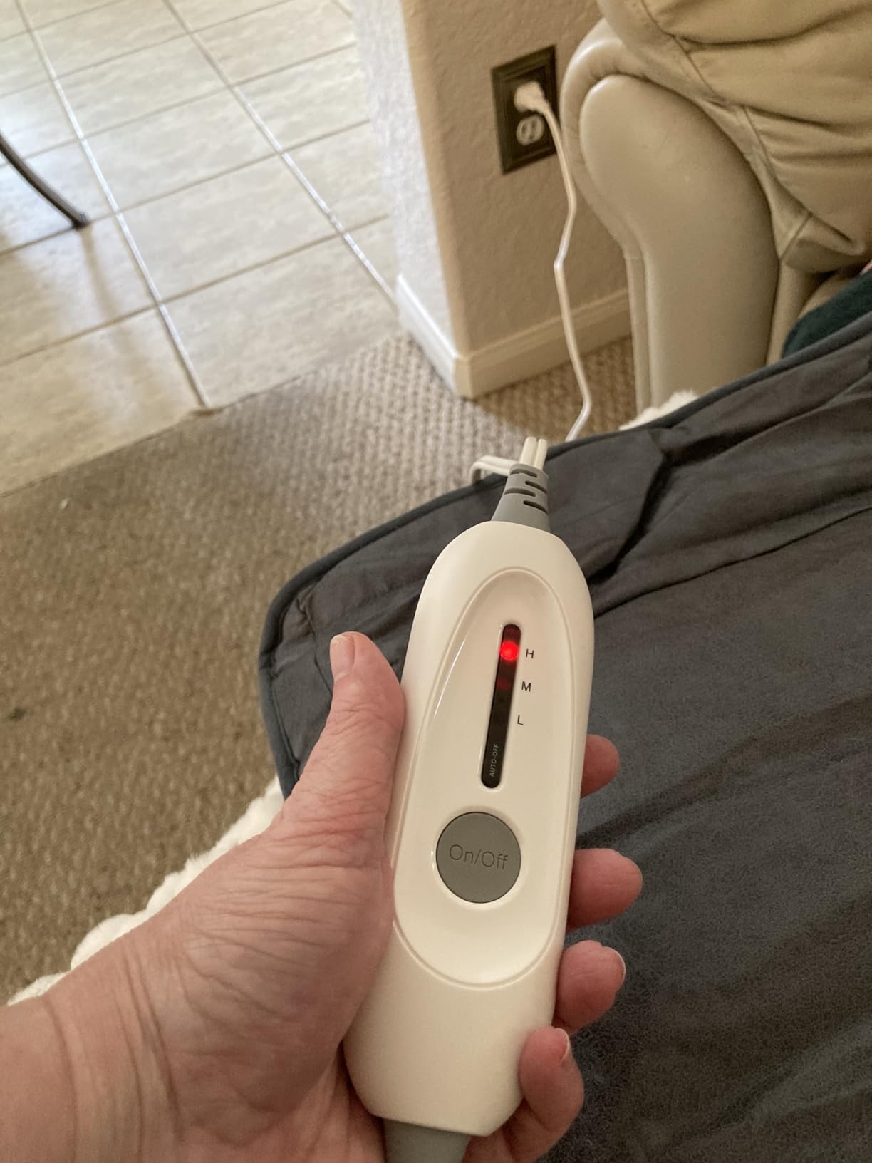 Heated Seat Cushion for Office Chair with Lumbar Support, Extra Large Heated Chair Pad for Pain Relief, Auto Shut Off, 3 Heating Levels, Chair Warmer for Full Back, Waist, Hip, Thigh, Home Use, Grey customer photo 2