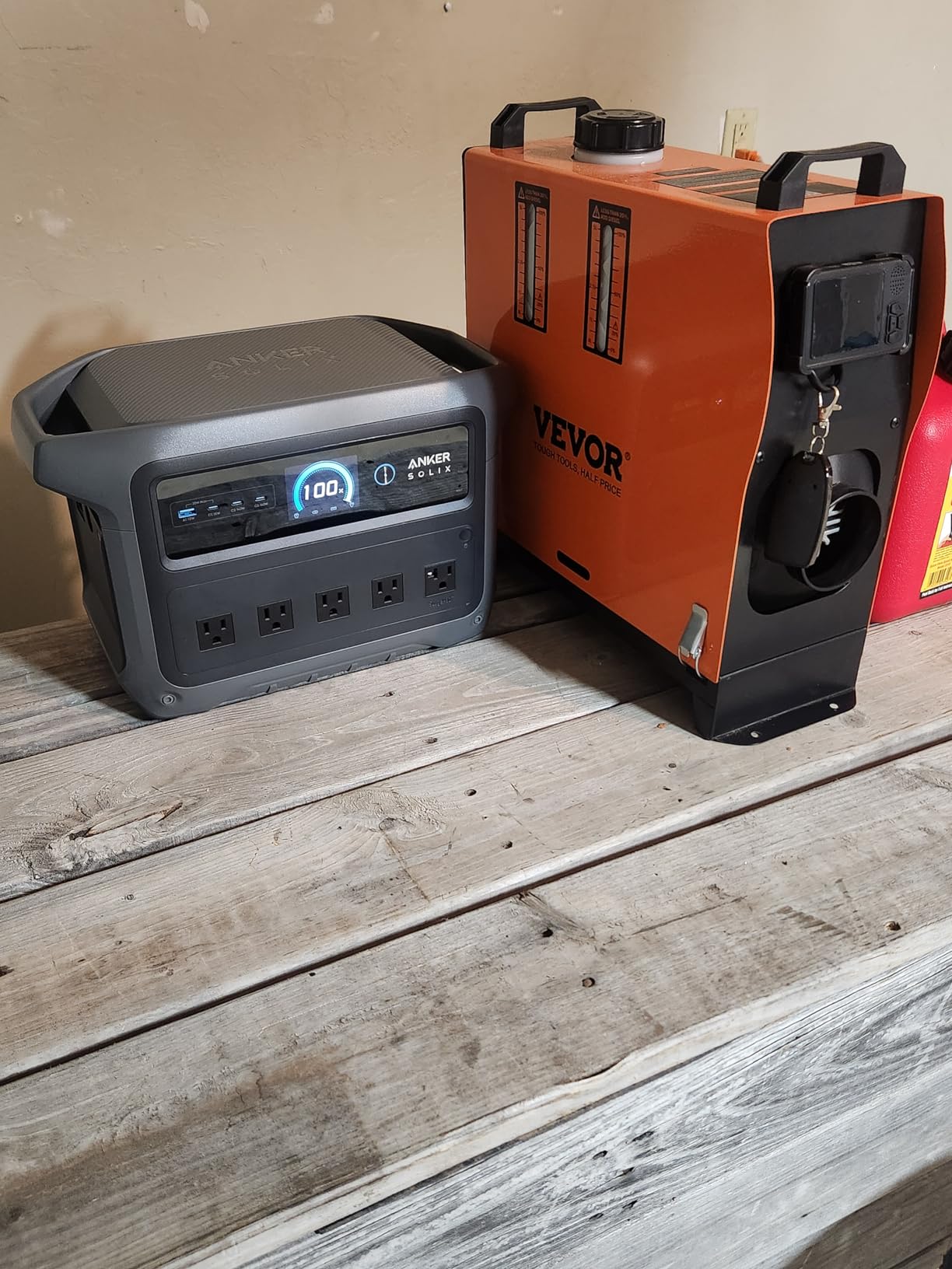 Anker SOLIX C1000 Gen 2 Portable Power Station, 2000W (Peak 3000W) Solar Generator, Full Charge in 49 Min, 1024Wh LiFePO4 Battery for Home Backup, Power Outages, and Camping customer photo 2