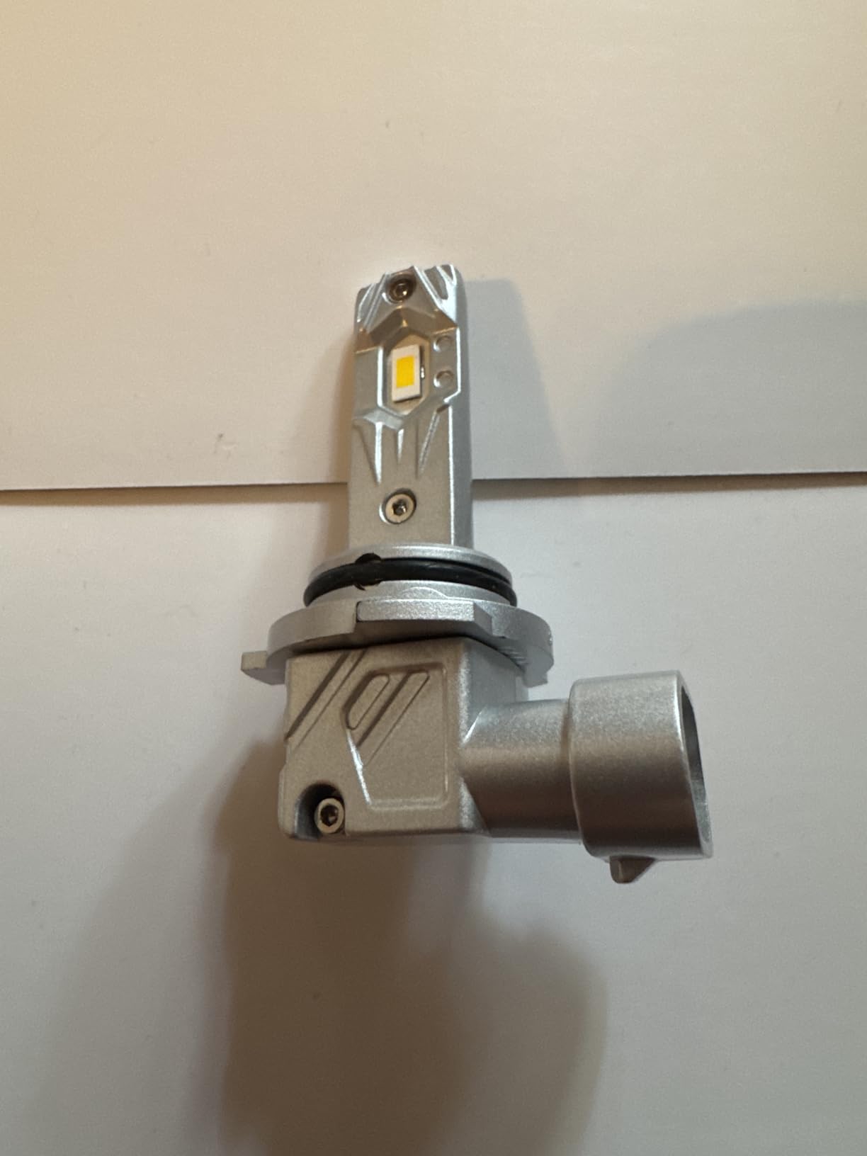 PHINLION 9006 LED Fog Light Bulbs, 12000 Lumens 6500K White, 800% Brightness Super Bright HB4 LED Fog Lights, 1:1 Mini Size, Non-Polarity, Play and Plug, Pack of 2 customer photo 2