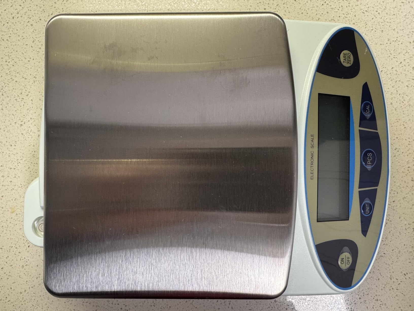 Lab Scale 5000g x 0.01g, High Precision Digital Analytical Balance, 0.01g Accuracy Electronic Scale with Backlit LCD, for Laboratory, Kitchen, Jewelry, Scientific Research customer photo 2