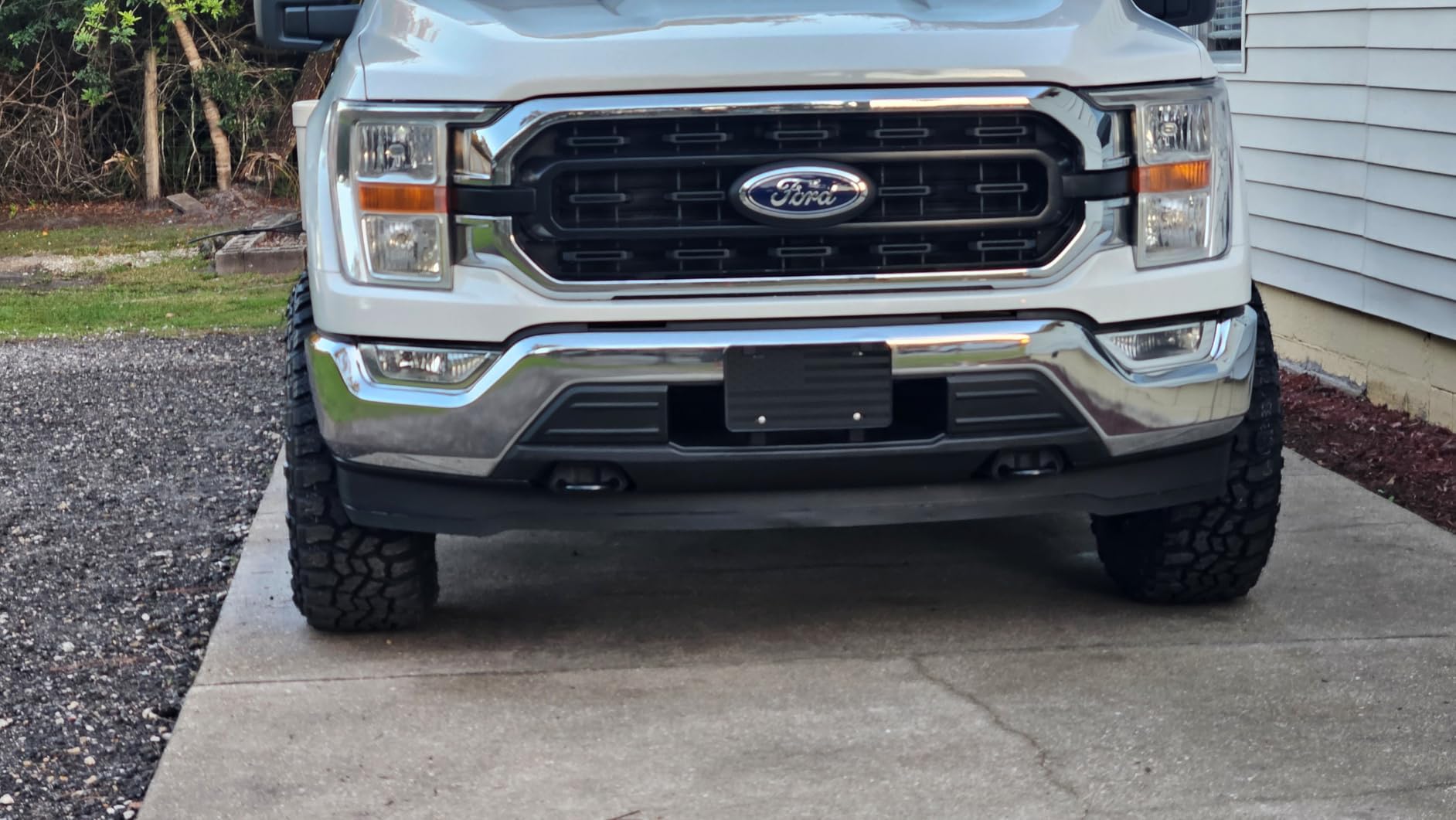 Set of 4 (FOUR) Mastertrack Badlands M/T LT265/70R17 123/120Q 10 Ply Load Range E Light Truck Mud Terrain Tires LT265/70/17 MT | Includes 3-Year Road Hazard Warranty (Tire Only) customer photo 2