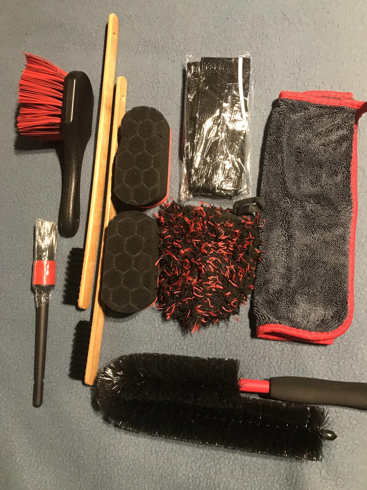 10PCS Engine Bay Cleaning Kit, Professional Under Hood Detailing Tools with Long Bendable Brush & Natural Bamboo Horsehair Brush, Applicators, Towel for Car, Truck customer photo 2