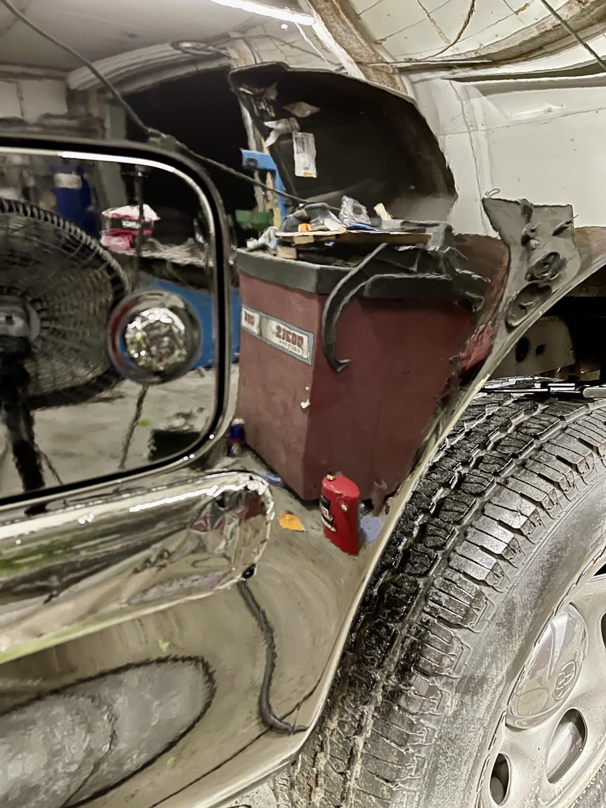 2K Clear coat Automotive Paint Kit - High Gloss 4:1 Acrylic Clear Coat with Hardener | 1 Gallon (3.78L) + 1 Quart | Durable Auto Clearcoat for Cars, Professional Automotive Refinishing customer photo 2