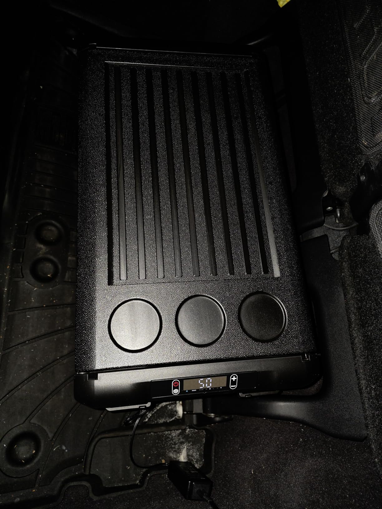 12V Refrigerator - 27QT(25L) Portable Freezer, Electric Cooler for Car, Truck, RV, Van, Camping & Road Trip, Fast Cooling Fridge with 12/24V DC & 110-240V AC for Vehicle & Home Use, -4℉~68℉ customer photo 2