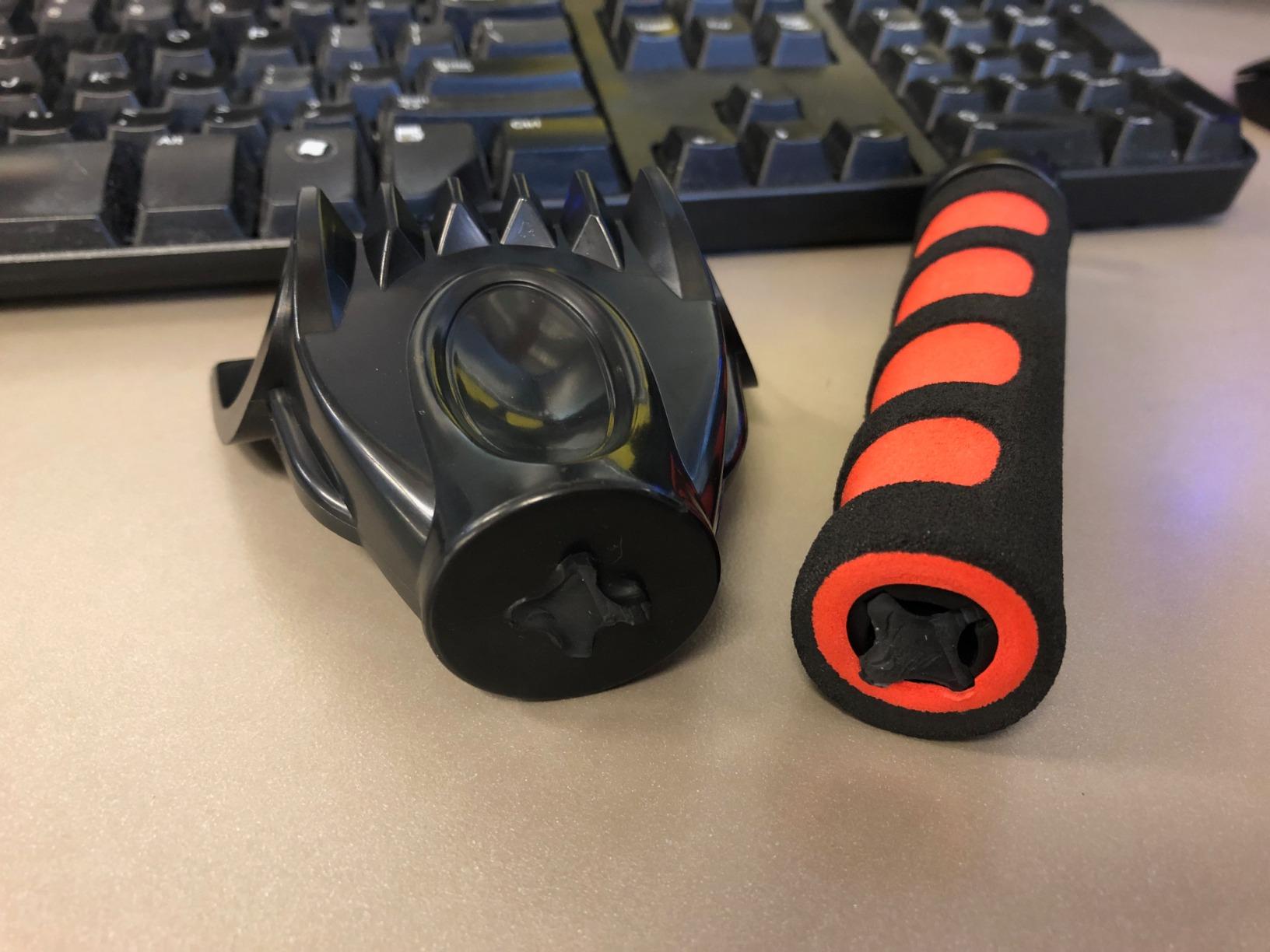 RevHeads Ice Scraper for Car Windshield with Snow Brush - Telescopic Handle to 28