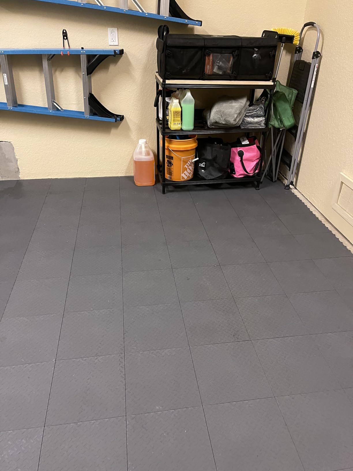 Garage Floor Tiles Interlocking 48 Pack, 40,000 LBS Load Capacity, Anti-slip Oil and Stain Resistant, Black, 12 inch x 12 inch customer photo 2