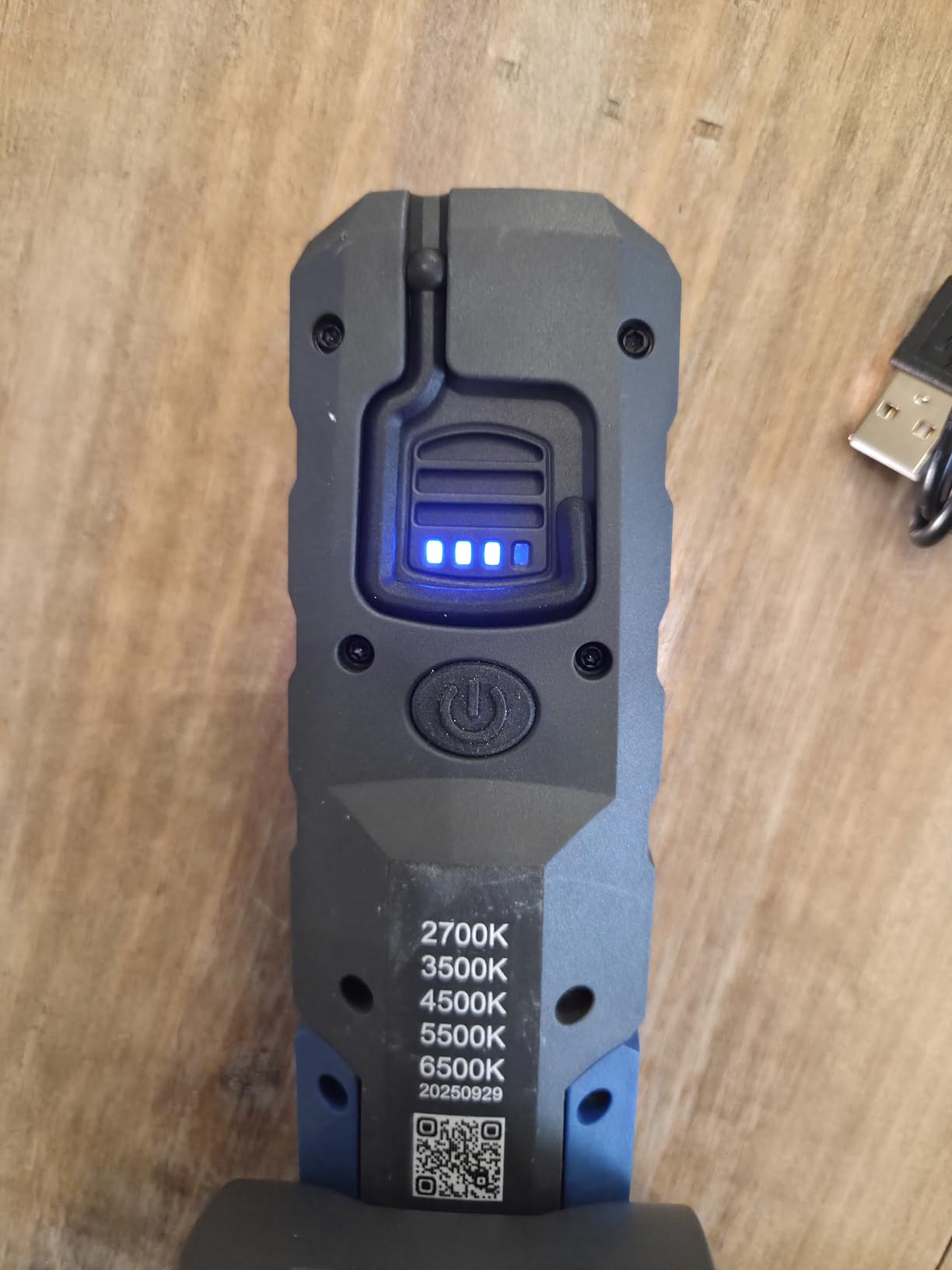 NextLED Ultimate NT-6692M Professional Rechargeable Auto Detailing Light, CRI 96+ Color Match & Paint Correction Light, 5 Color Temps, 500 Lumens, W/Light Diffuser, IPX6, 3-Year Warranty customer photo 2